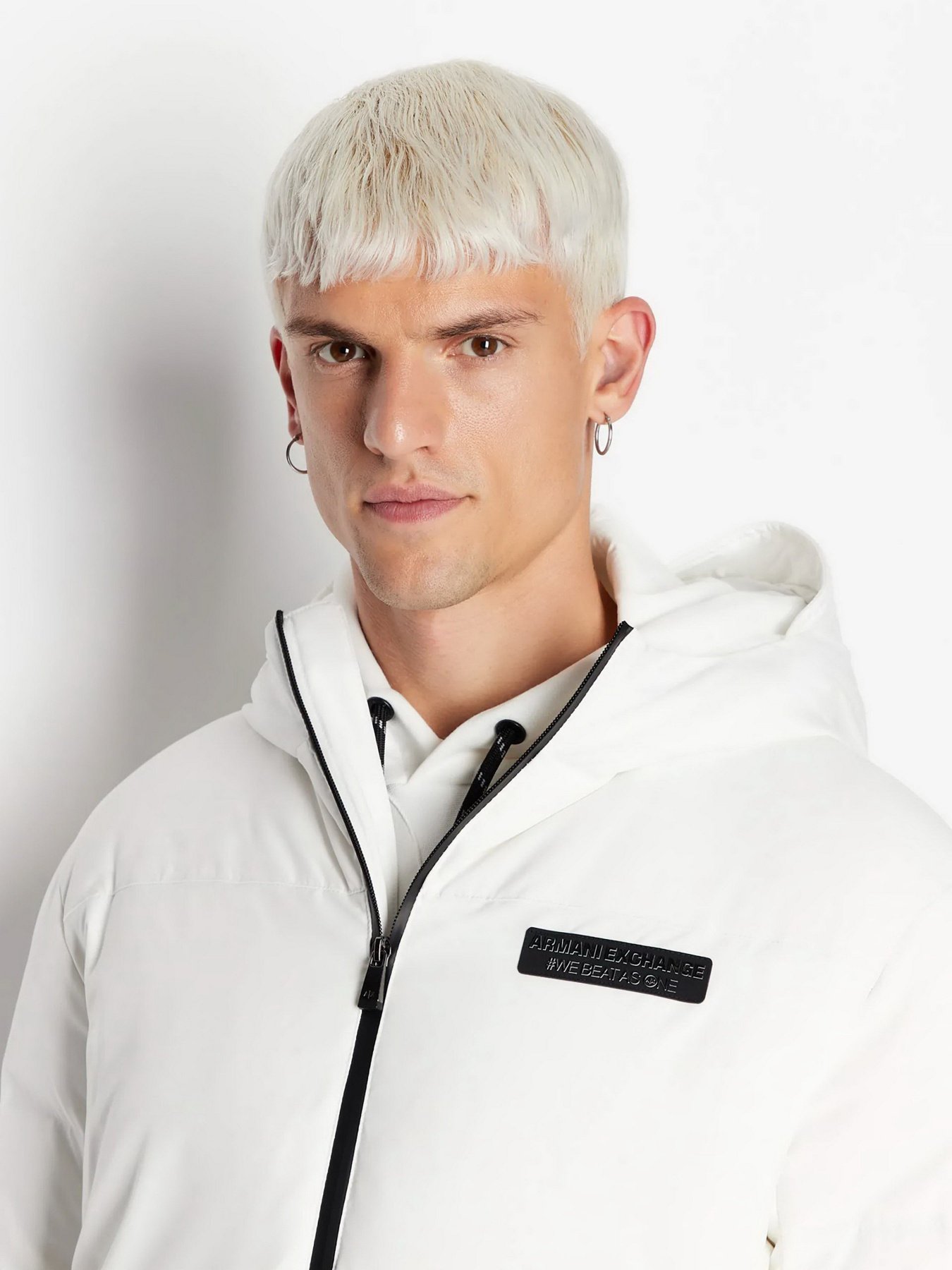 Пуховик Armani Exchange модель 6RZB03-ZNICZ-1116 Фото