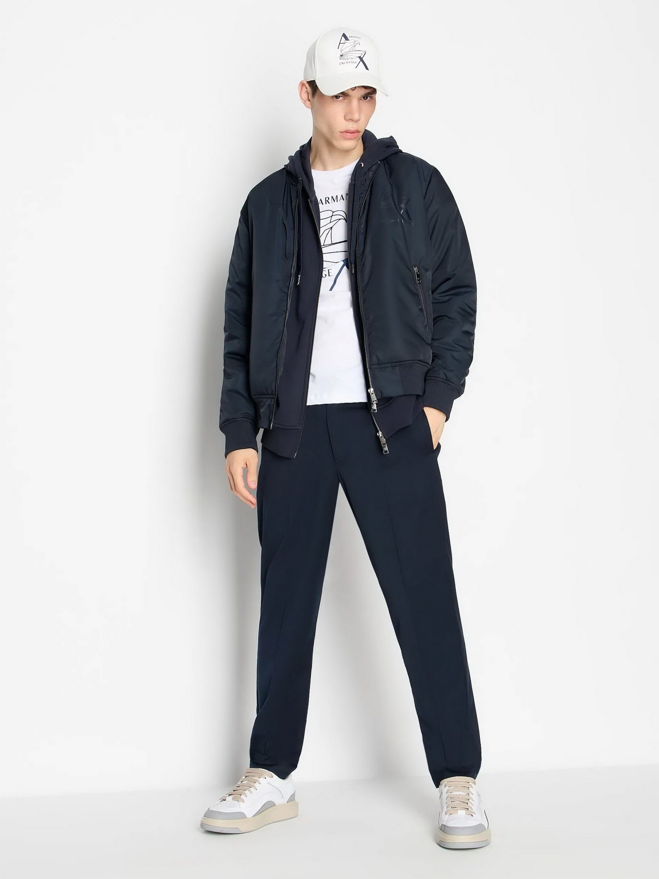 Бомбер Armani Exchange модель 6RZB05-ZNUEZ-1510 Фото