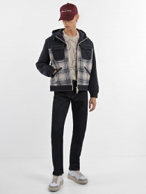 Демисезонная куртка Armani Exchange модель 6RZBD1-Z38YZ-25ET Демисезонная куртка Armani Exchange модель 6RZBD1-Z38YZ-25ET Фото