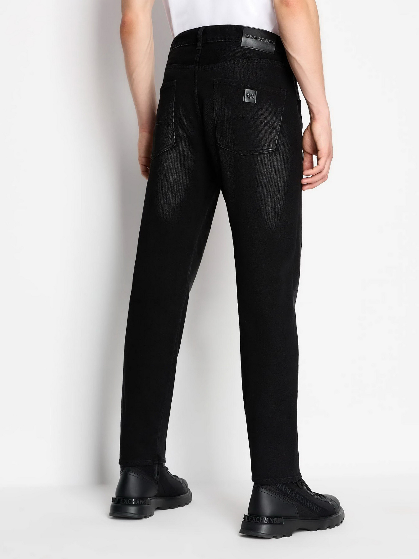 Прямі джинси Armani Exchange J24 модель 6RZJ24-Z1VQZ-0204 Фото