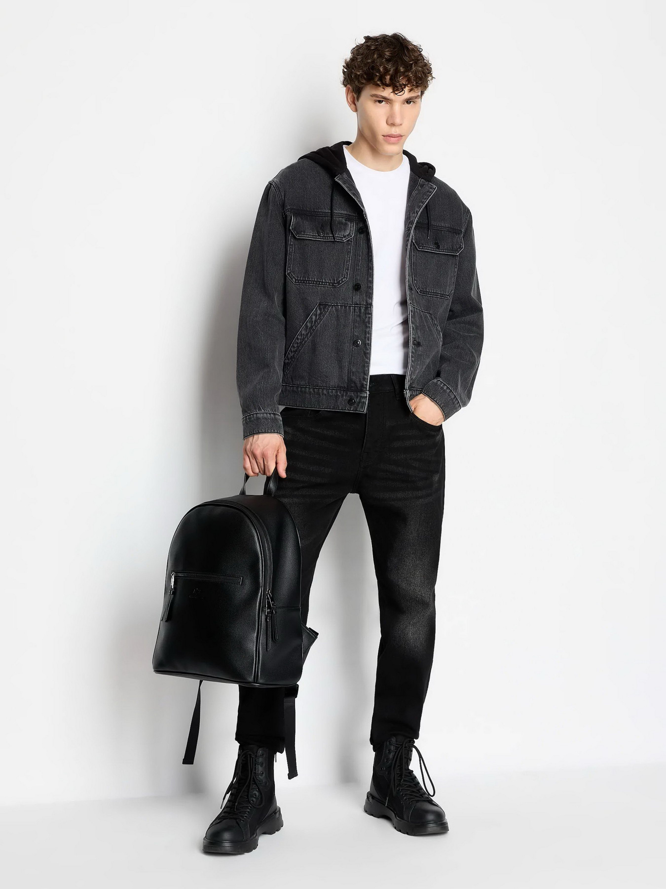 Прямі джинси Armani Exchange J24 модель 6RZJ24-Z1VQZ-0204 Фото