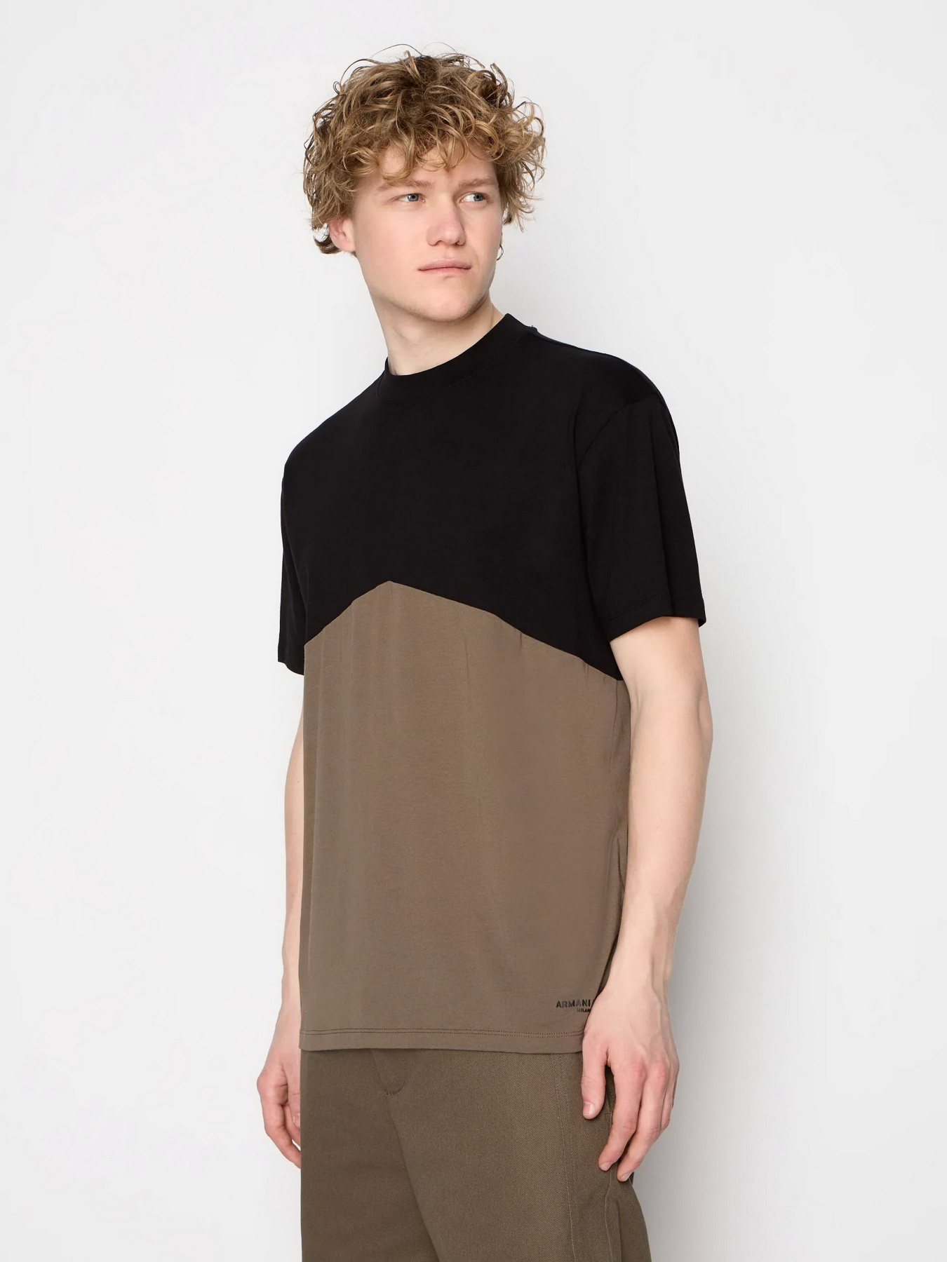 Футболка Armani Exchange модель 6RZMLC-ZJ9JZ-22CF Фото