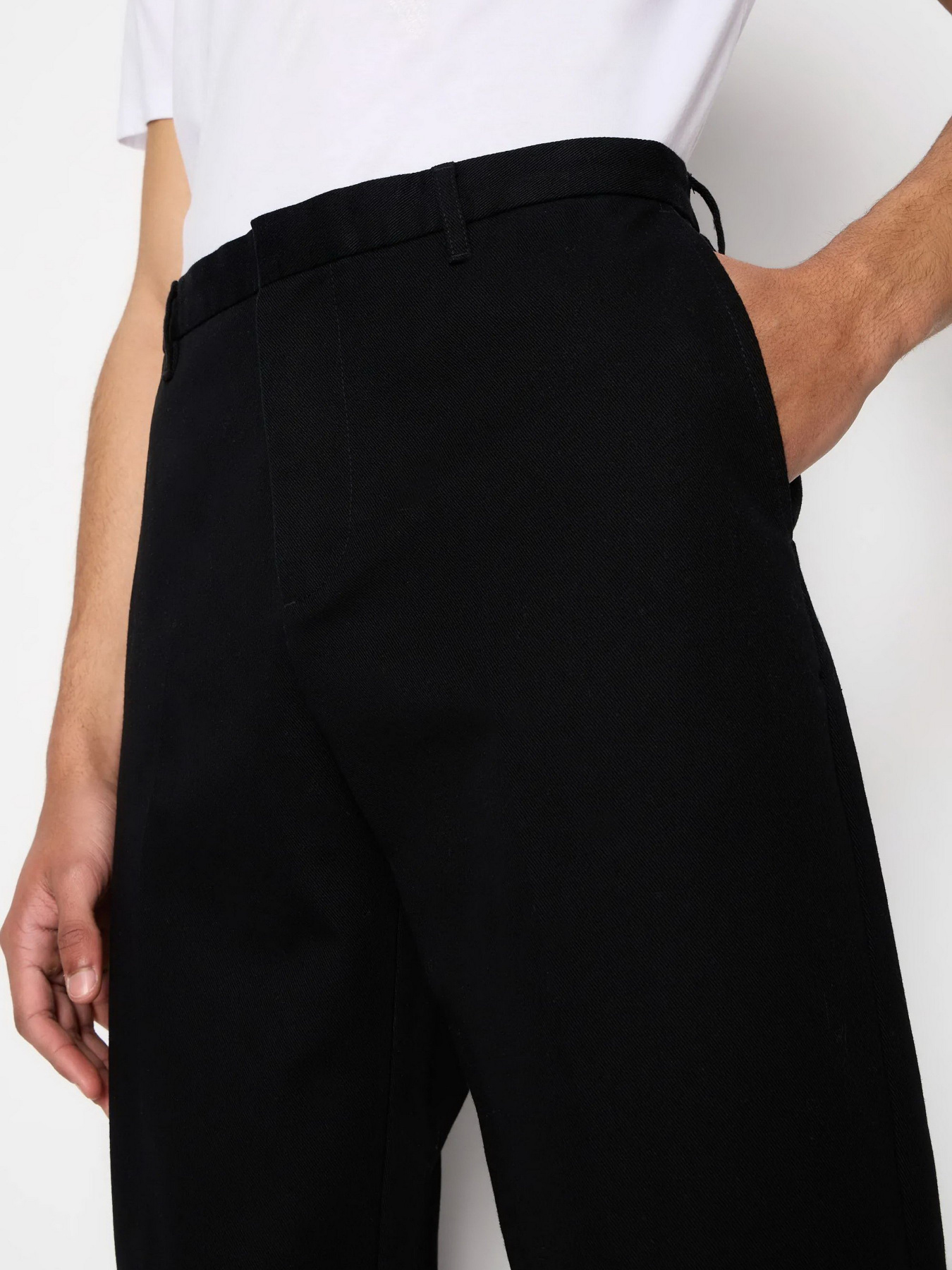 Брюки повседневные Armani Exchange модель 6RZPL1-Z196Z-1200 Фото