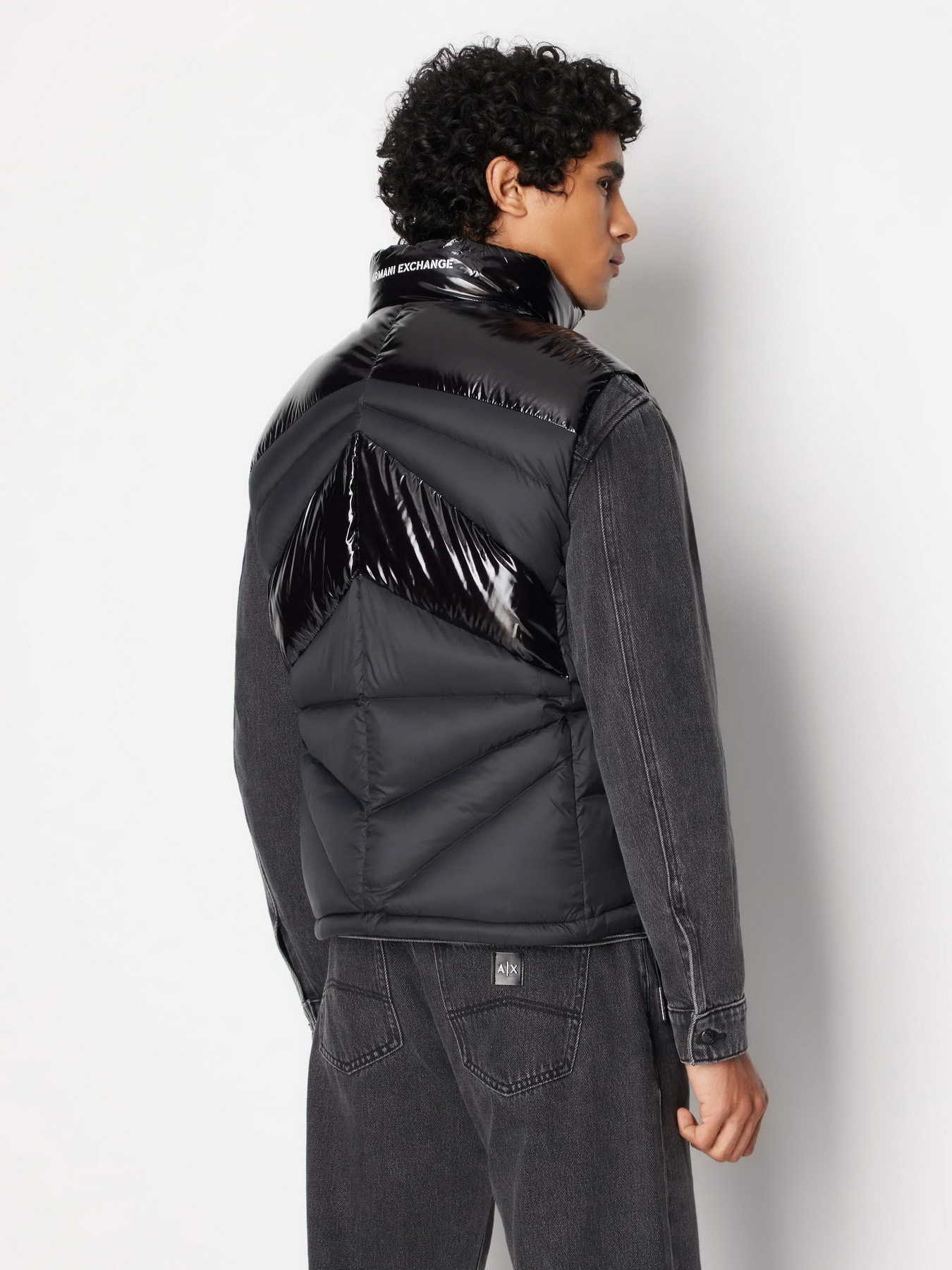 Жилет з утеплювачем Armani Exchange модель 6RZQL4-ZN2RZ-1200 Фото