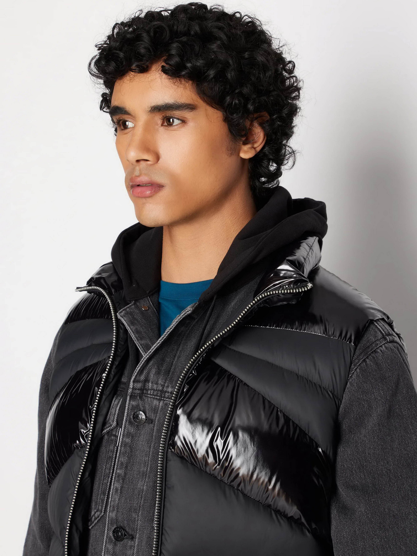 Жилет з утеплювачем Armani Exchange модель 6RZQL4-ZN2RZ-1200 Фото