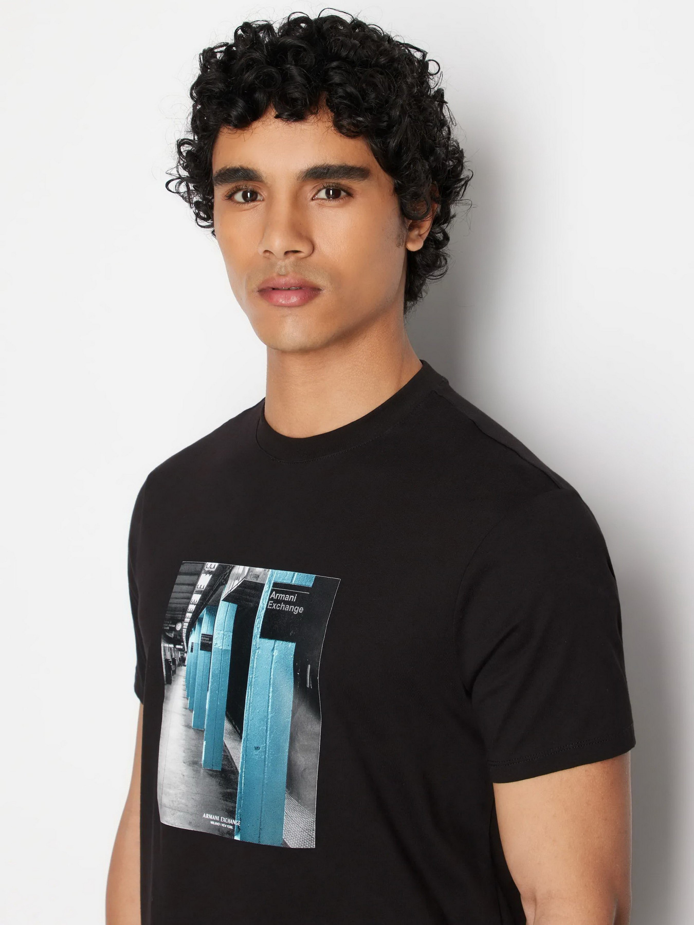 Футболка Armani Exchange модель 6RZTLB-ZJBYZ-8275 Фото