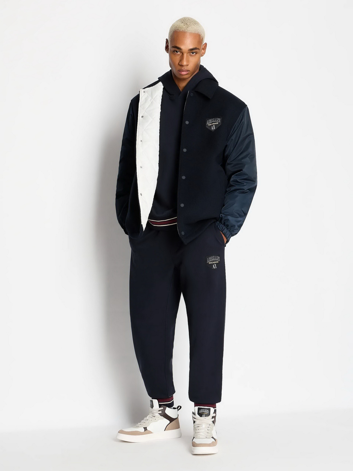 Спортивні штани Armani Exchange модель 6RZPJF-ZJDPZ-1510 Фото