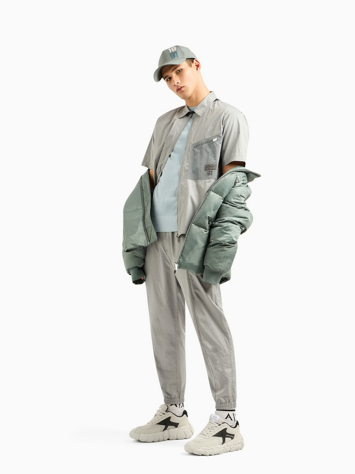 Пуховик Armani Exchange модель 3DZBL4-ZN3HZ-5811 Фото