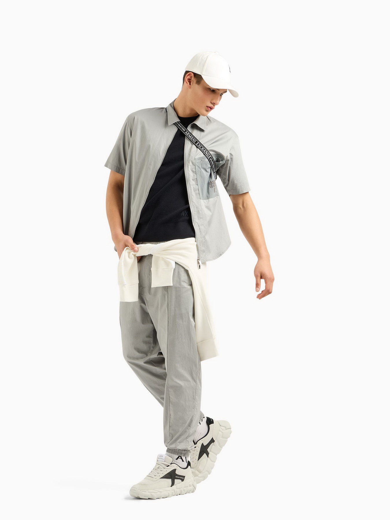 Джемпер Armani Exchange модель 3DZM6H-ZM3RZ-1583 Фото