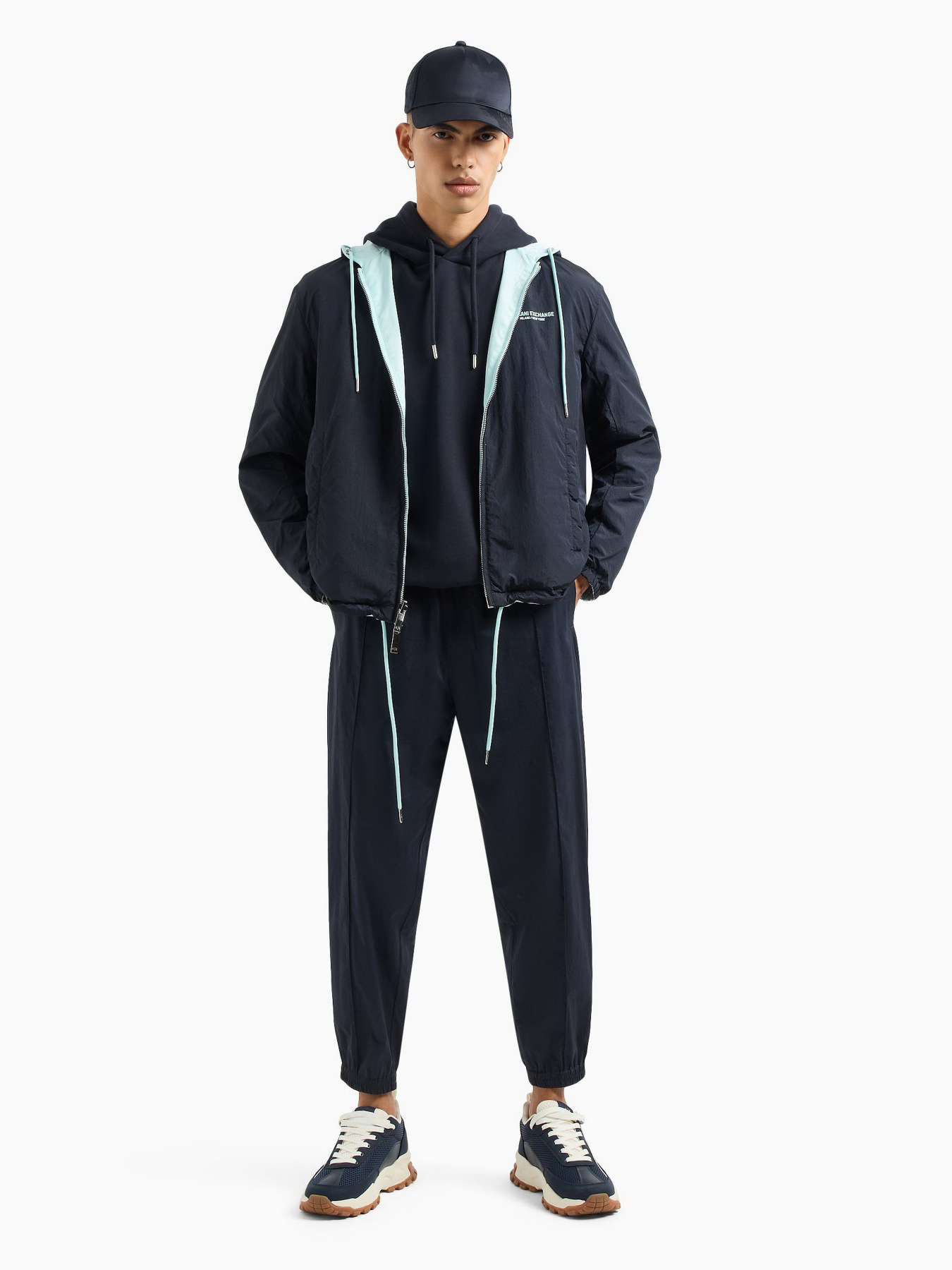 Джоггеры Armani Exchange модель 3DZPL6-ZN3CZ-1583 Джоггеры Armani Exchange модель 3DZPL6-ZN3CZ-1583 Фото