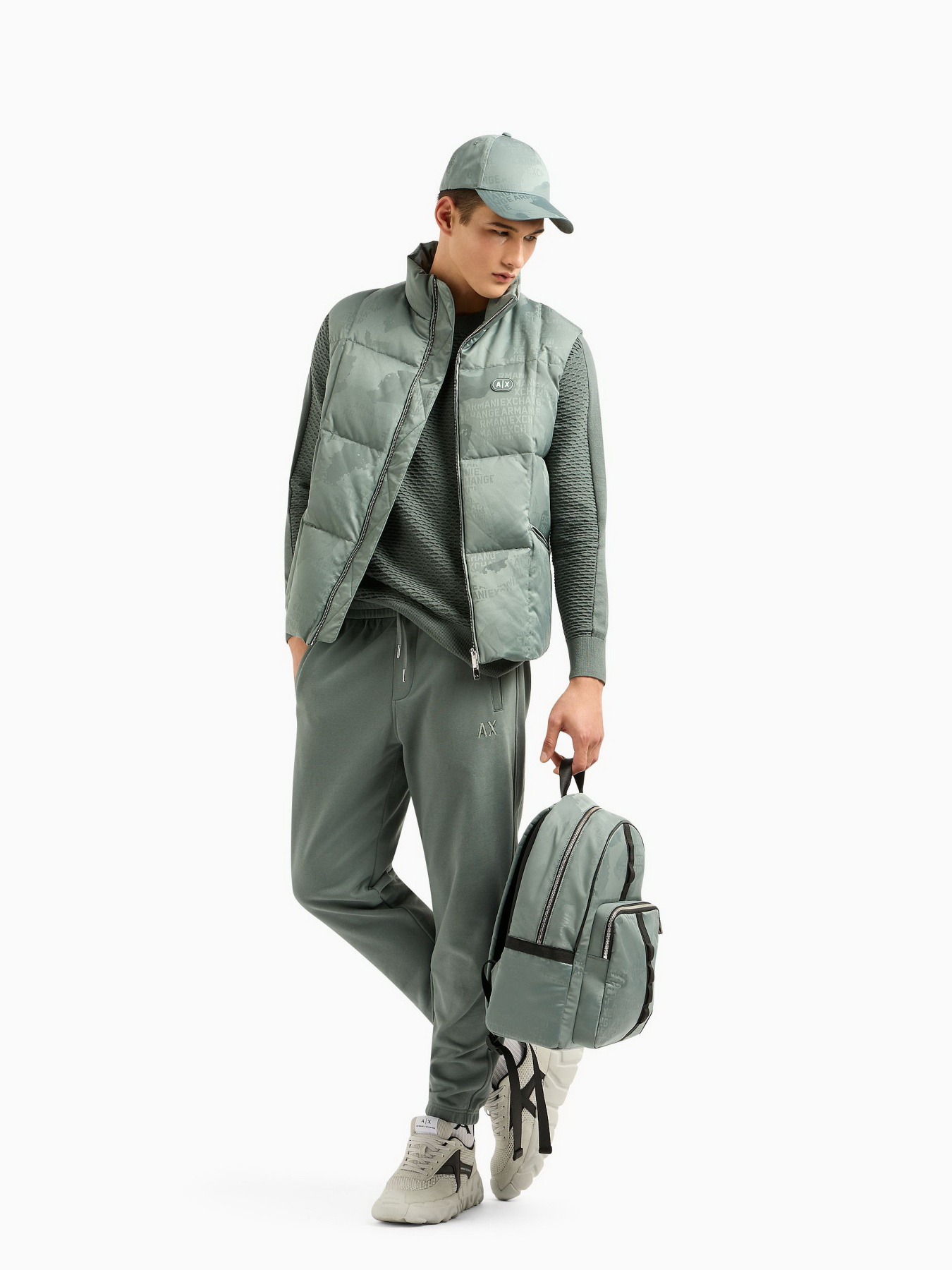 Штаны спортивные Armani Exchange модель 3DZPLF-ZJ4XZ-1888 Штаны спортивные Armani Exchange модель 3DZPLF-ZJ4XZ-1888 Фото