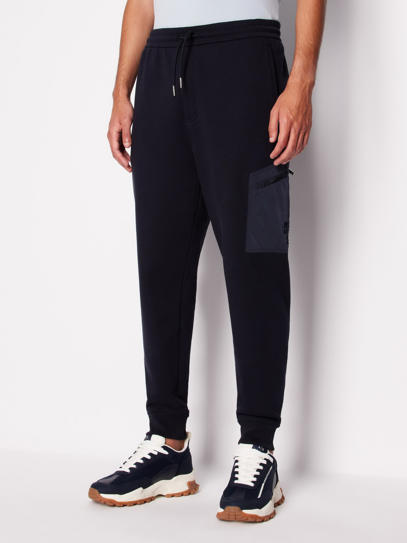 Штаны спортивные Armani Exchange модель 3DZPLK-ZJ4XZ-1583 Штаны спортивные Armani Exchange модель 3DZPLK-ZJ4XZ-1583 Фото