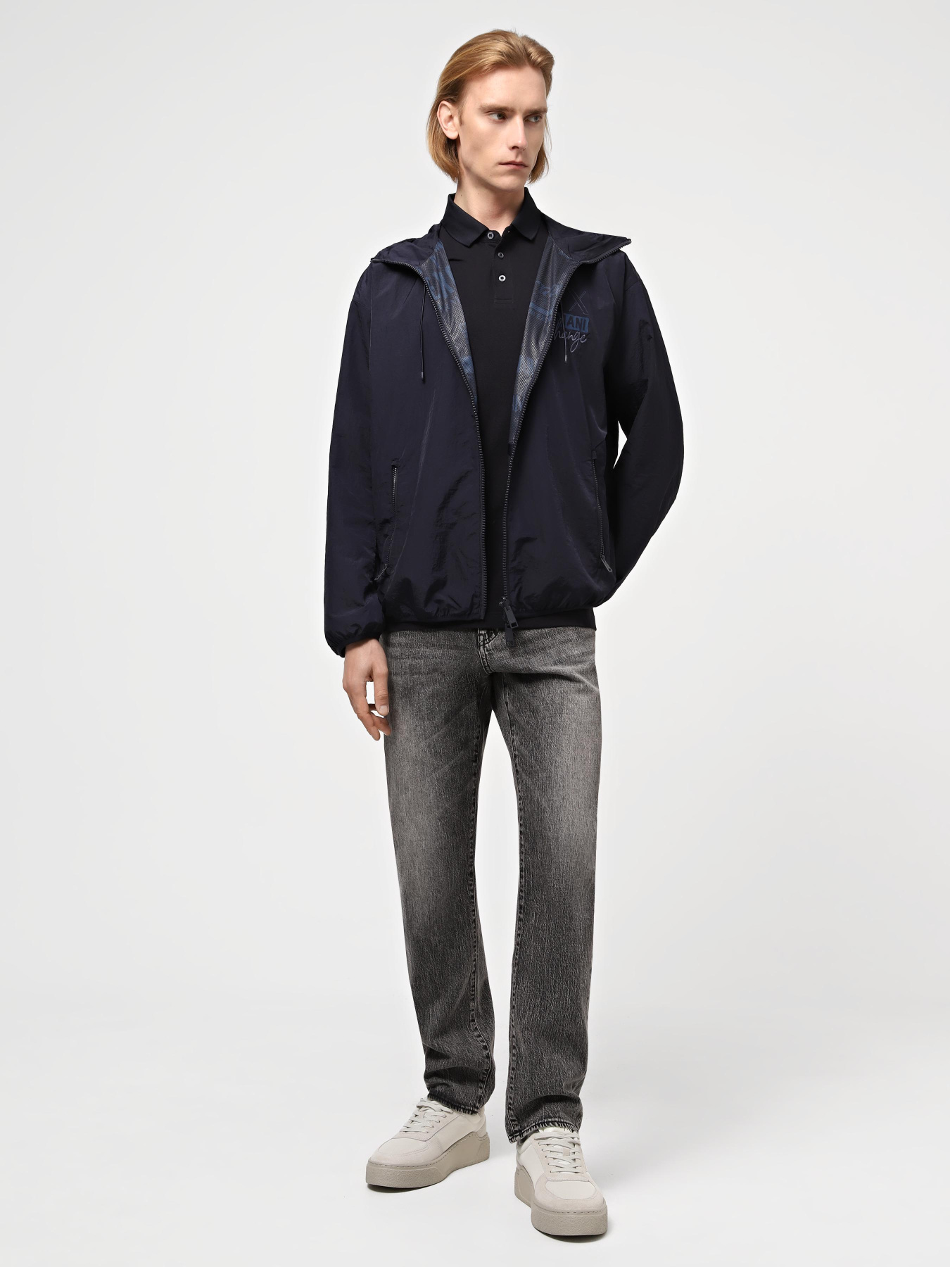 Демісезонна куртка Armani Exchange модель 3DZB12-ZN3OZ-65BH Фото