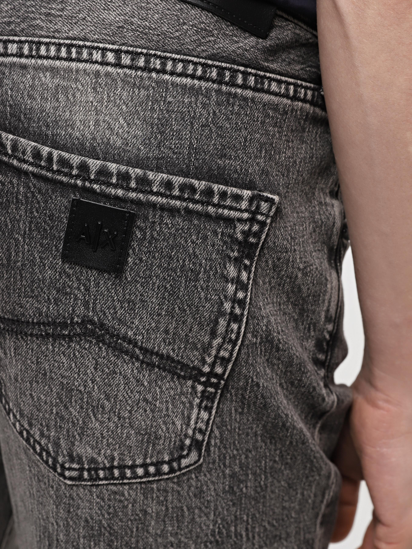 Прямые джинсы Armani Exchange модель 3DZJ16-Z1KQZ-0204 Фото