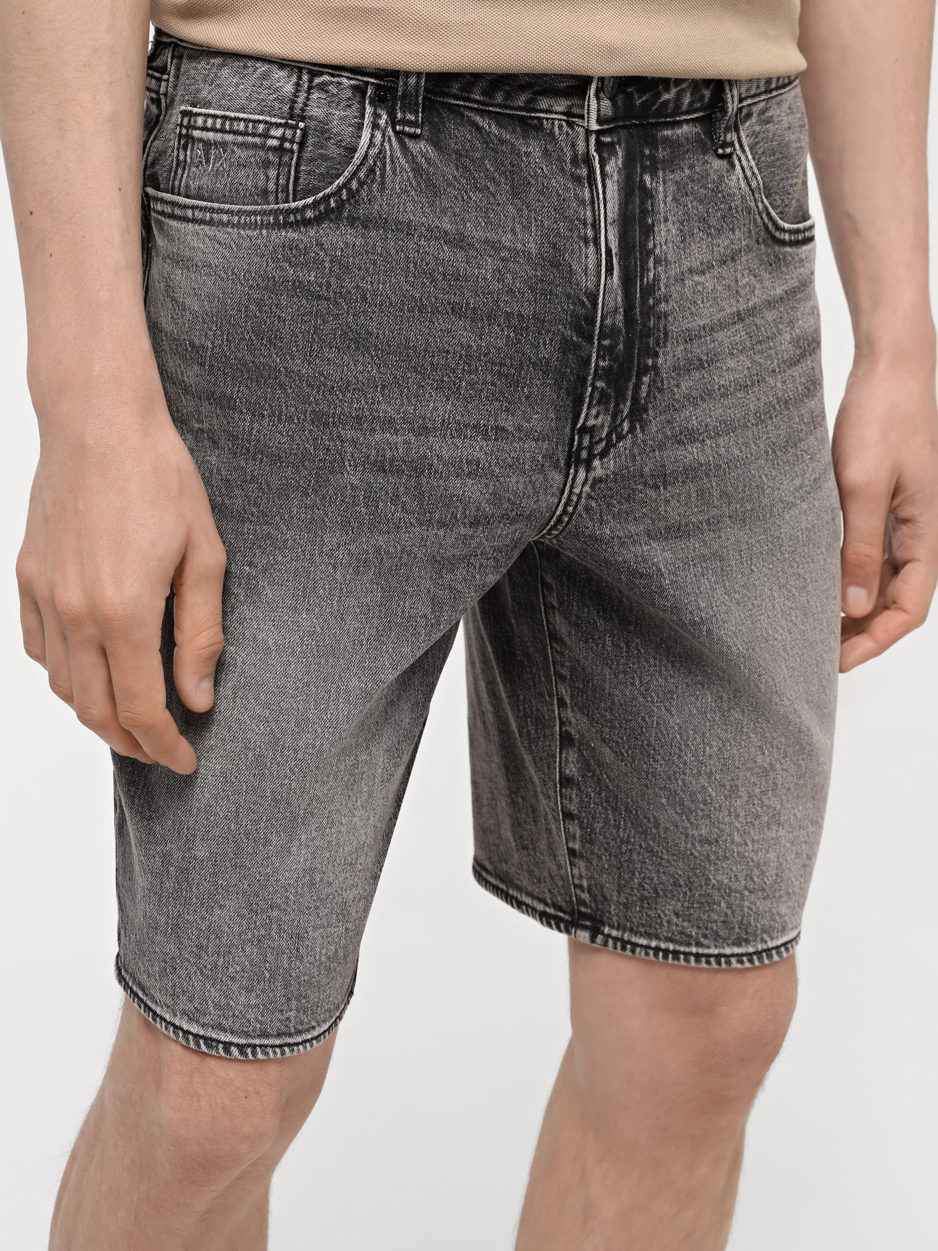 Шорты джинсовые Armani Exchange модель 3DZJ65-Z1KQZ-0204 Фото