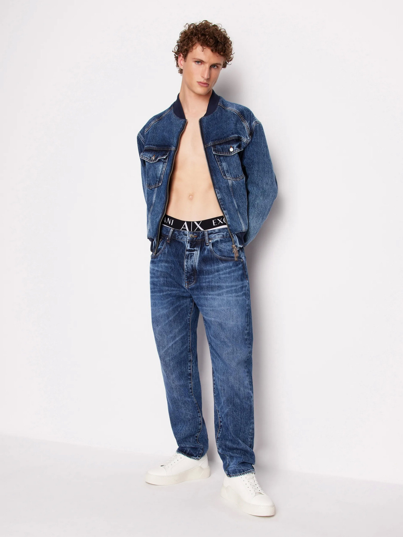 Зауженные джинсы Armani Exchange модель 3DZJ82-Z1Y4Z-1500 Фото