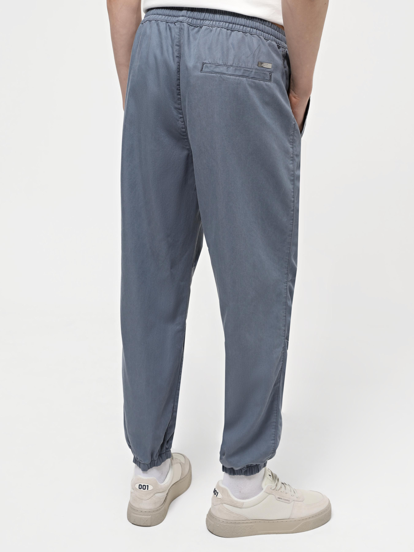 Штаны спортивные Armani Exchange модель 3DZP33-ZN3LZ-45AM Штаны спортивные Armani Exchange модель 3DZP33-ZN3LZ-45AM Фото