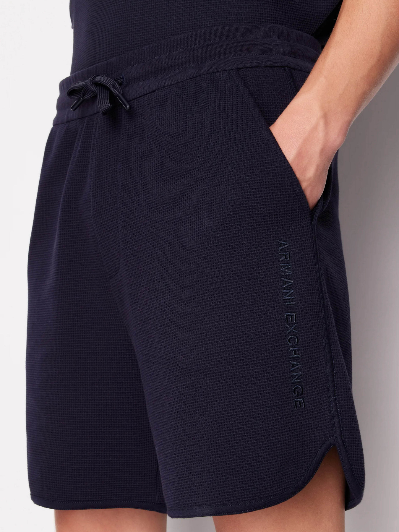 Шорты Armani Exchange модель 3DZSHA-ZJXQZ-15CX Фото