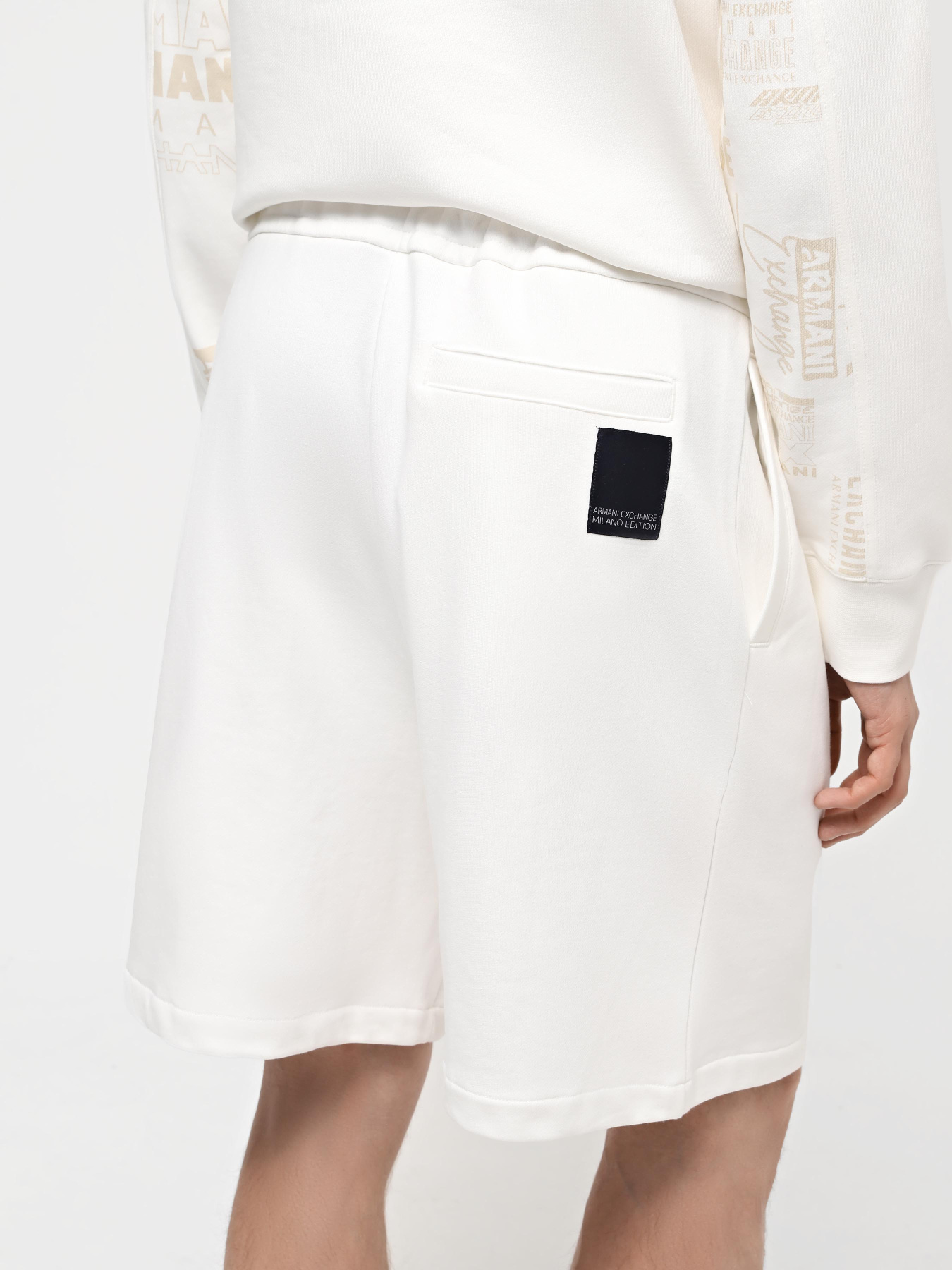 Повсякденні шорти Armani Exchange Milano Edition модель 3DZSHH-ZJGGZ-1116 Фото