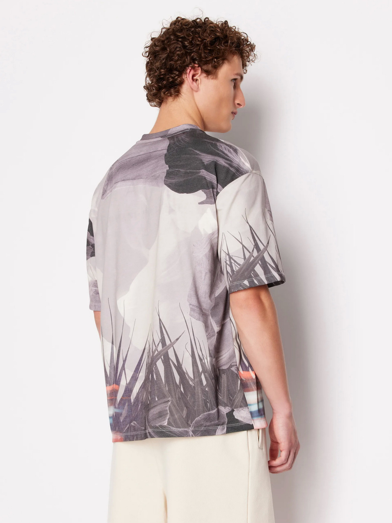 Футболка Armani Exchange Модель 3DZTHX-ZJXTZ-6721 Фото