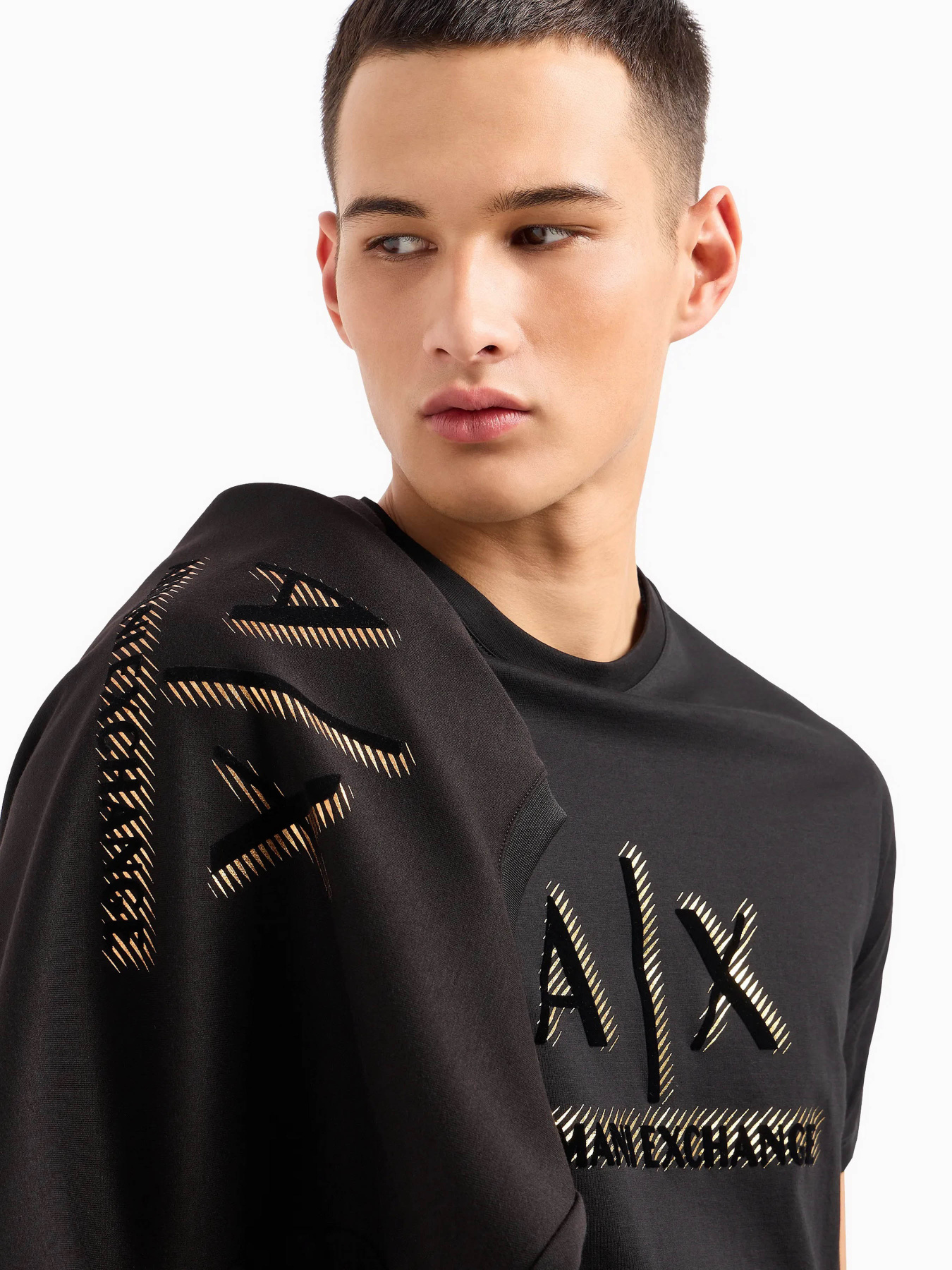 Футболка Armani Exchange модель 3DZTSA-ZJ9AZ-1200 Футболка Armani Exchange модель 3DZTSA-ZJ9AZ-1200 Фото