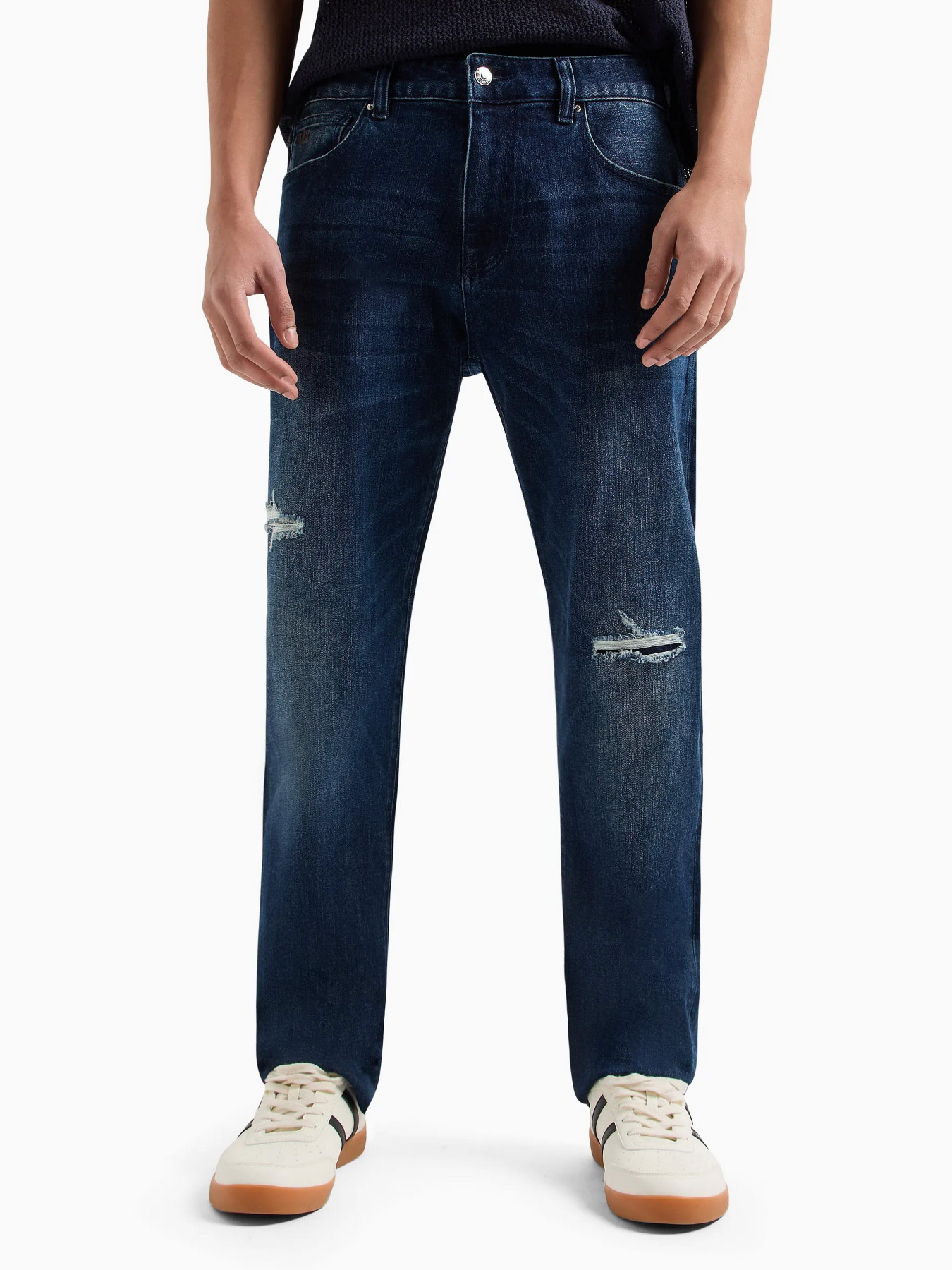 Зауженные джинсы Armani Exchange модель 3DZJ13-Z1WEZ-1500 Зауженные джинсы Armani Exchange модель 3DZJ13-Z1WEZ-1500 Фото