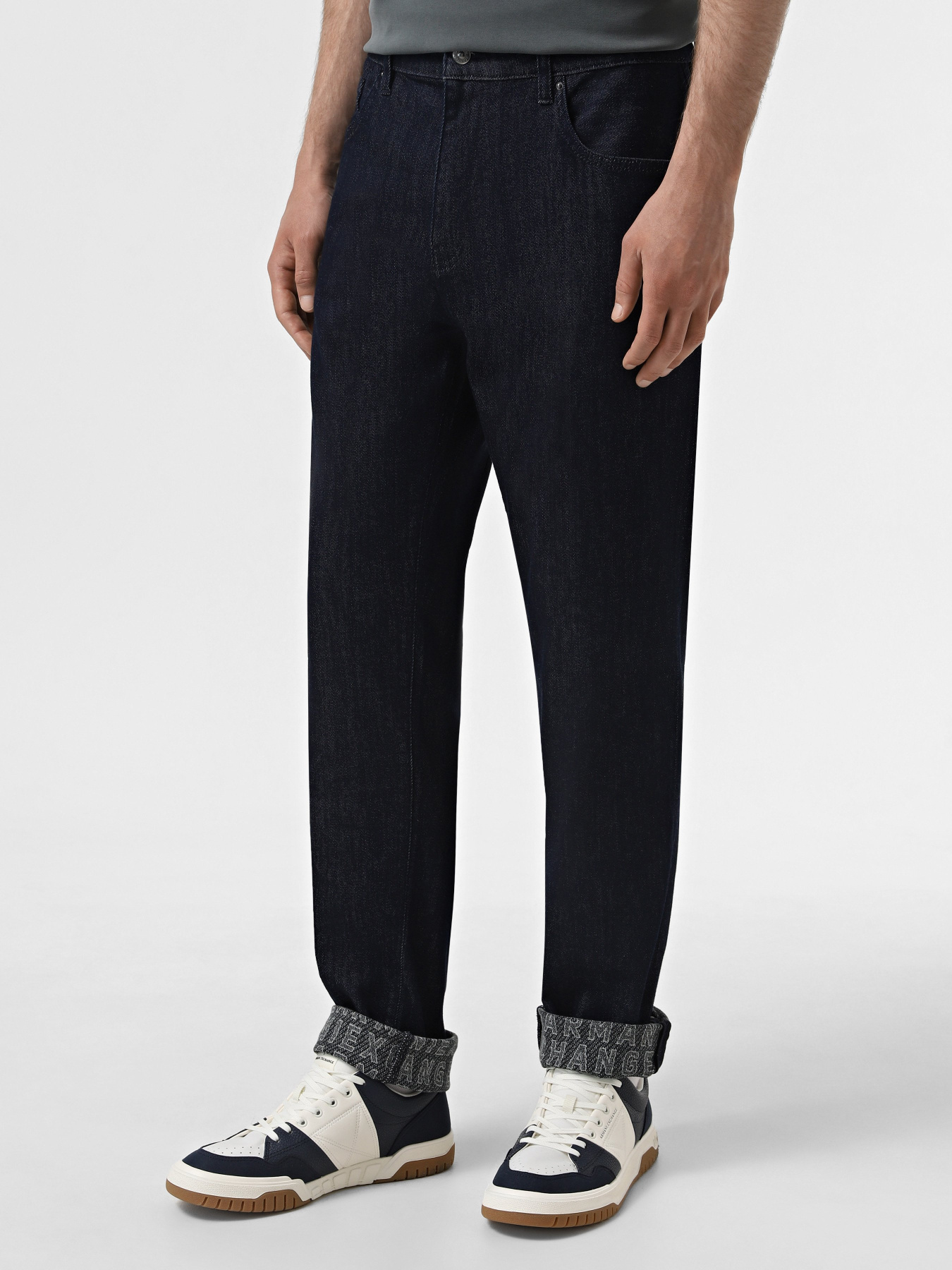 Зауженные джинсы Armani Exchange модель 3DZJ13-Z1XKZ-25FR Фото