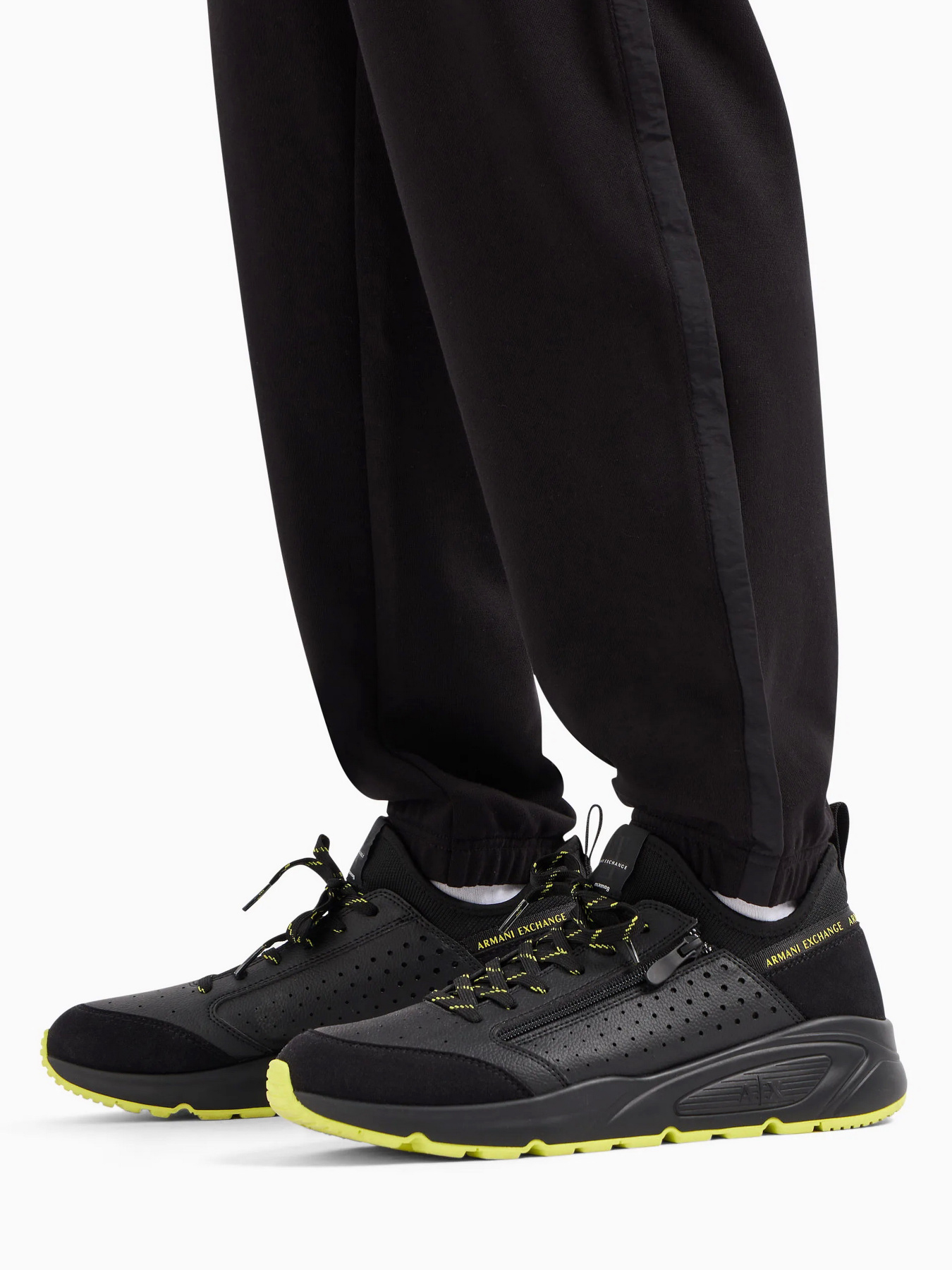 Штаны спортивные Armani Exchange MIXMAG модель 3DZPJA-ZJDPZ-1200 Фото