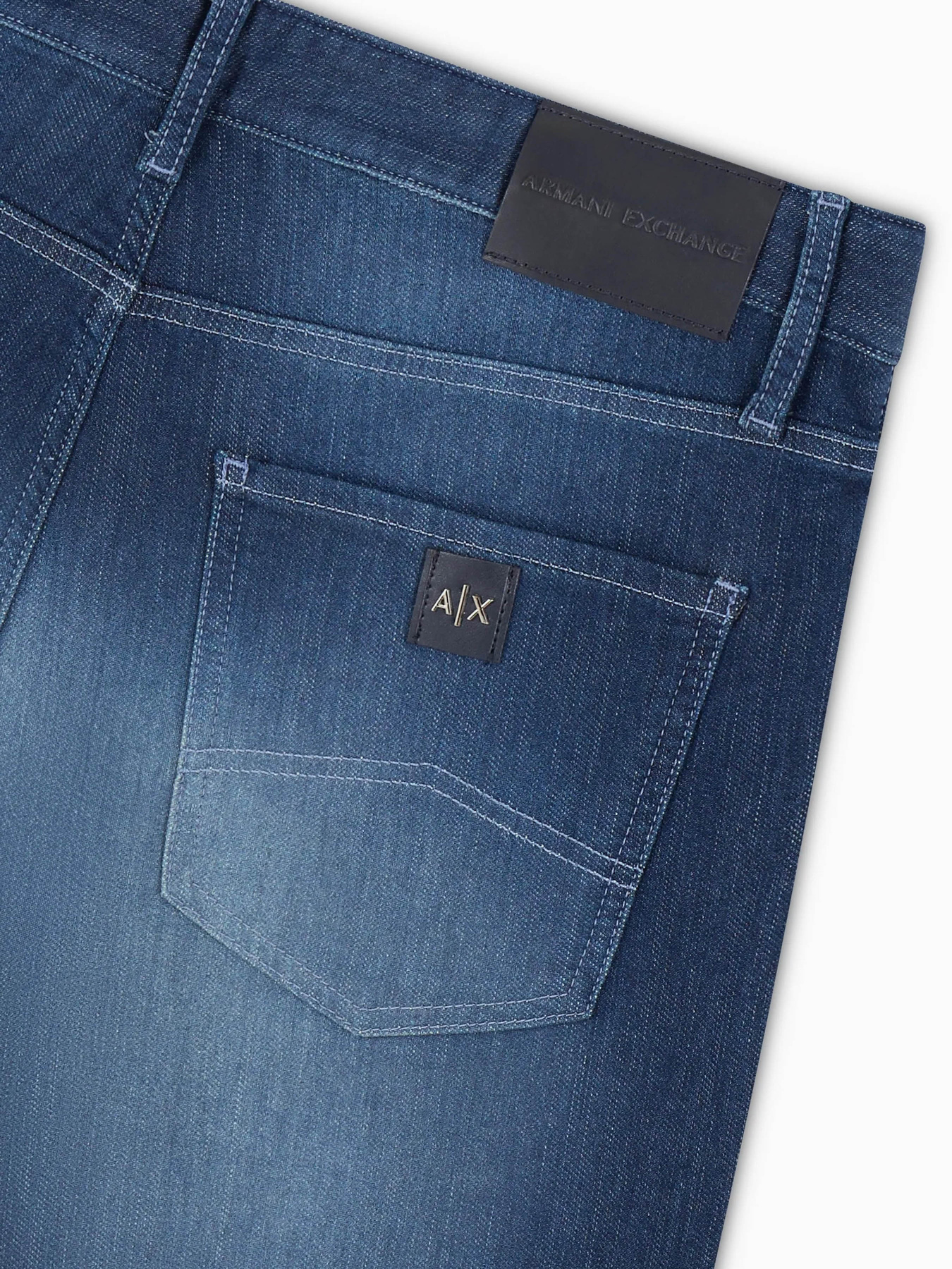 Завужені джинси Armani Exchange модель 6DZJ13-Z1TTZ-25EX Фото