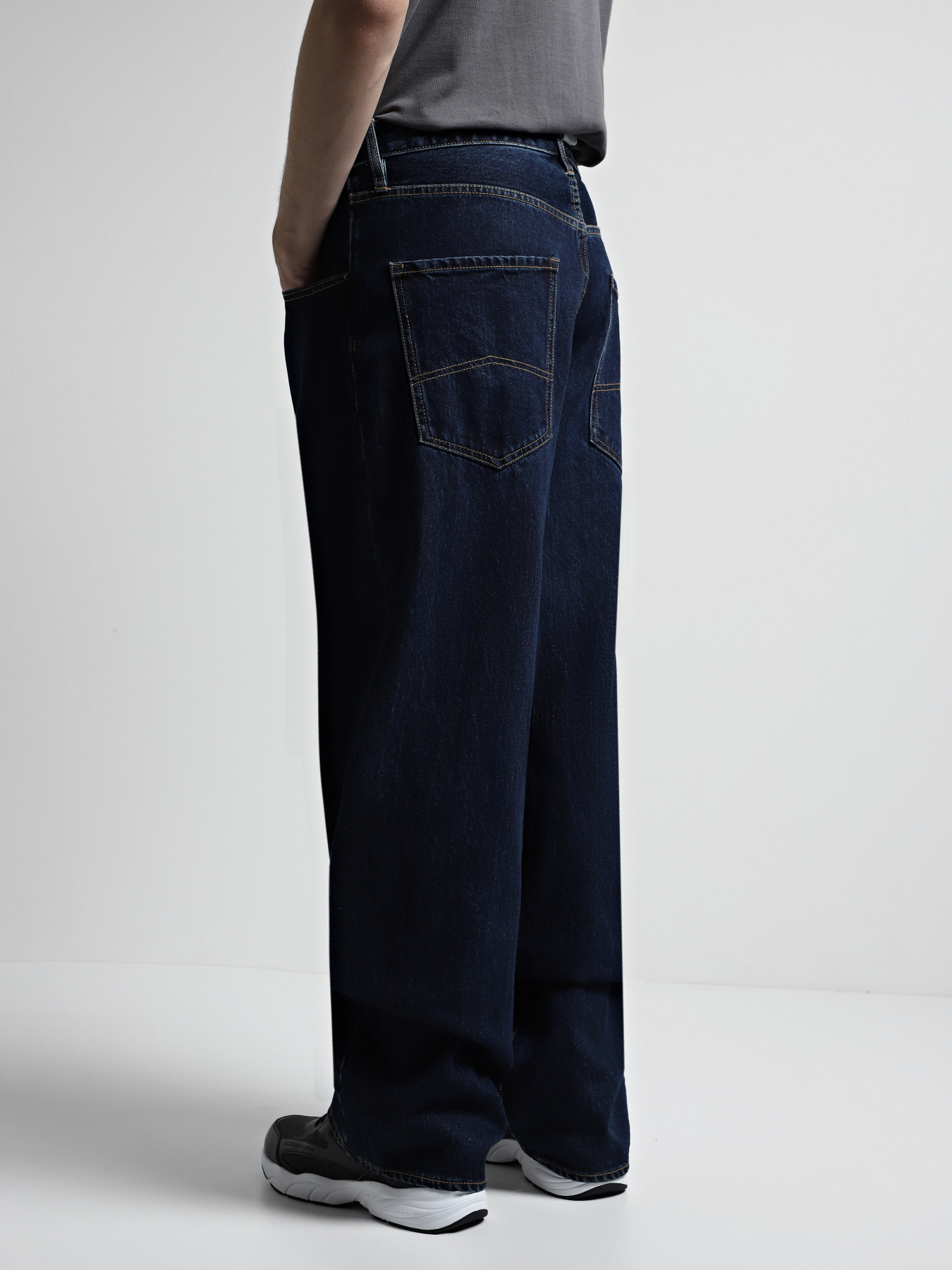 Широкі джинси Armani Exchange модель 6DZJ83-Z1ZSZ-25EX Фото