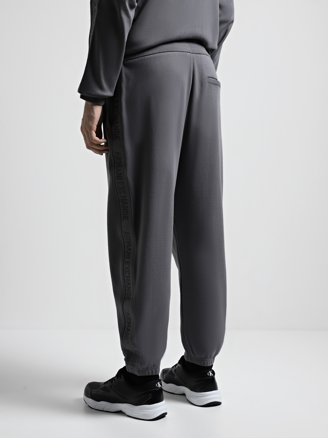 Штаны спортивные Armani Exchange модель 6DZPLC-ZJNNZ-19AA Фото