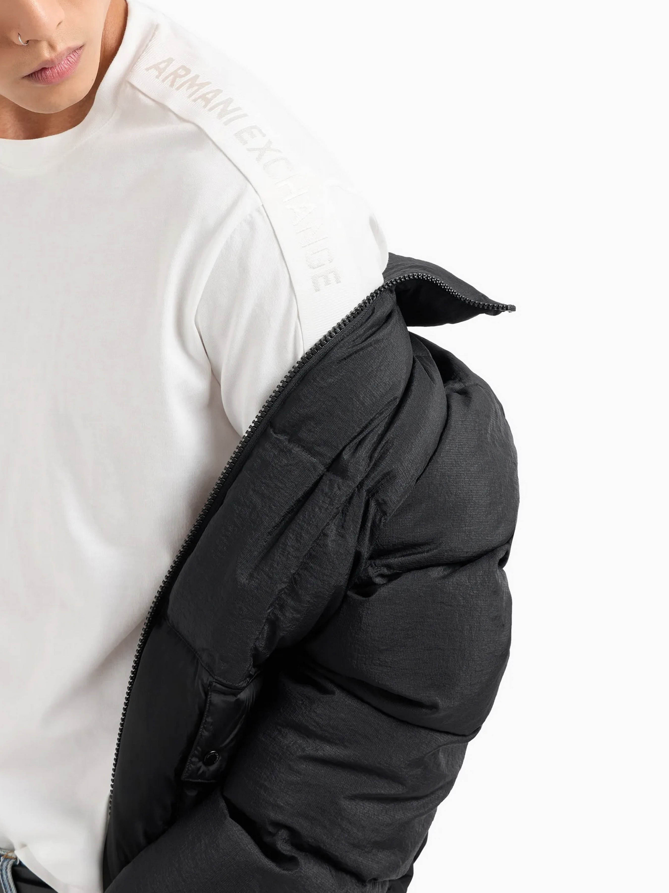 Футболка Armani Exchange модель 6DZTLA-ZJ9JZ-1116 Фото