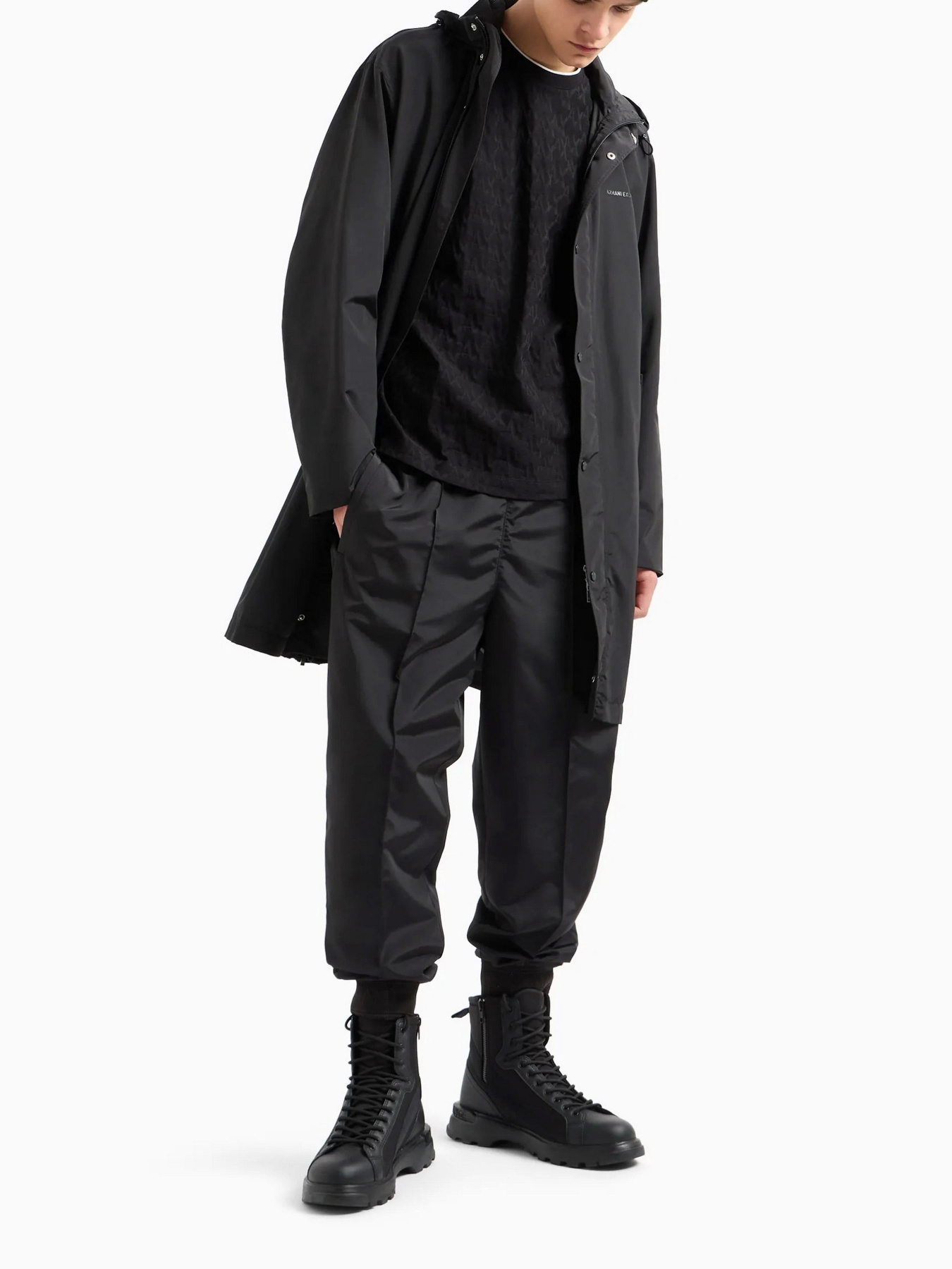 Футболка Armani Exchange модель 6DZTLB-ZJ2ZZ-1200 Фото