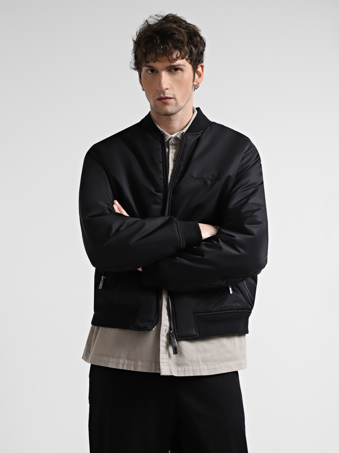 Бомбер Armani Exchange модель 6DZB01-ZN4WZ-1200 Фото