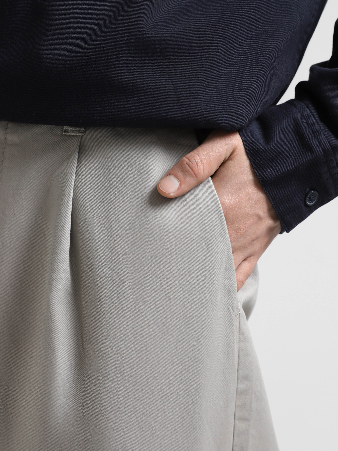 Повсякденні штани Armani Exchange модель 6DZP18-ZN5BZ-17AB Фото