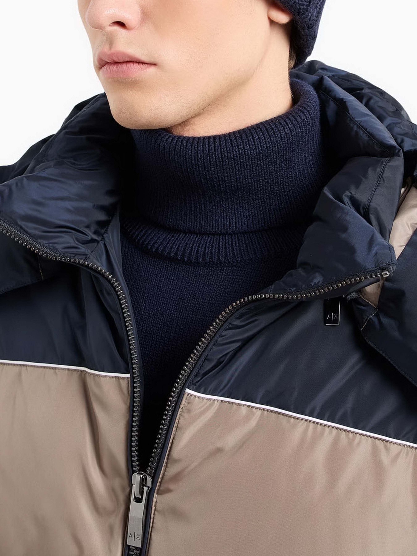 Пуховик Armani Exchange модель 6DZB27-ZN4XZ-1510 Фото