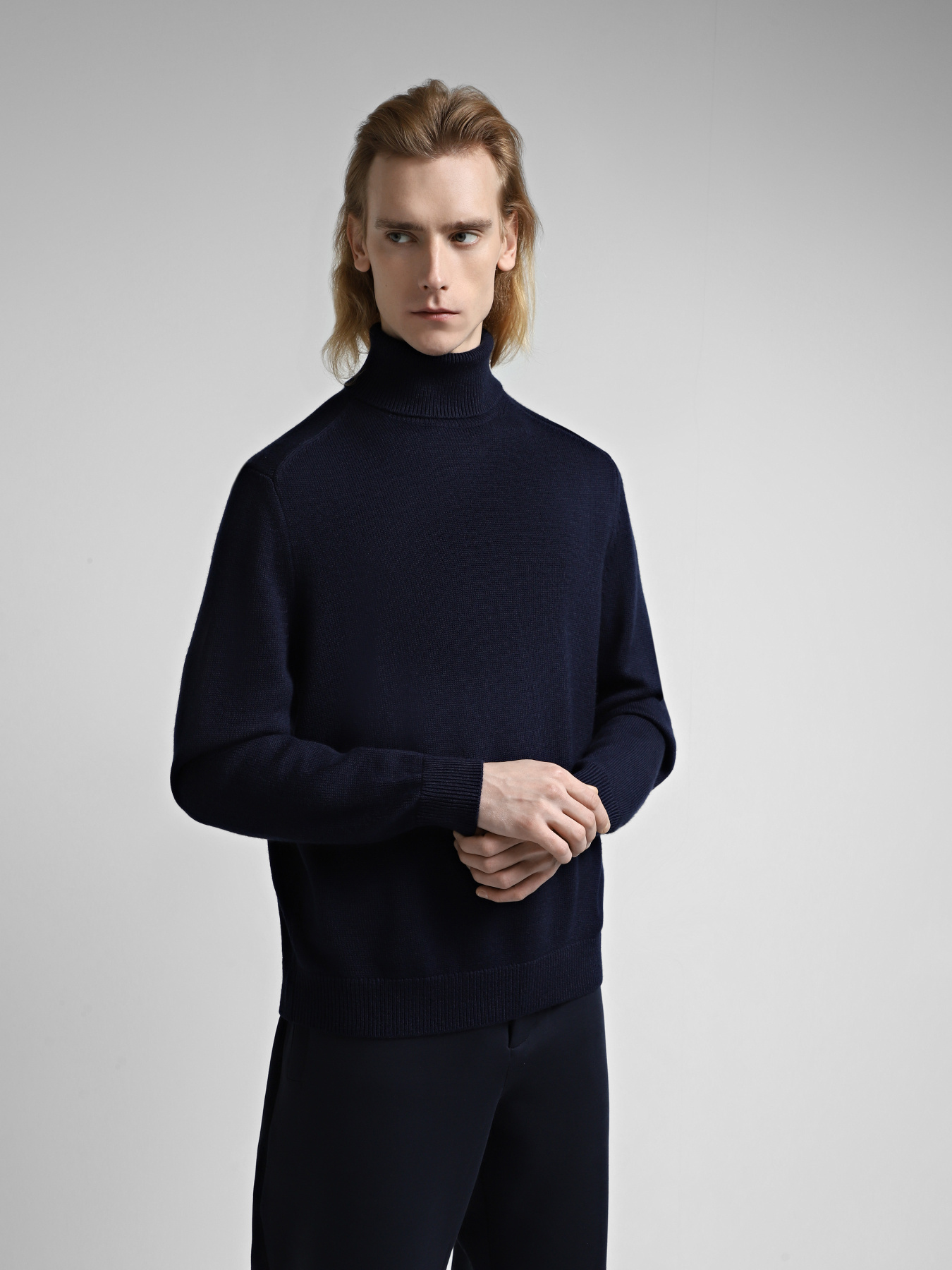 Светр Armani Exchange модель 6DZM1H-ZM1LZ-1510 Фото