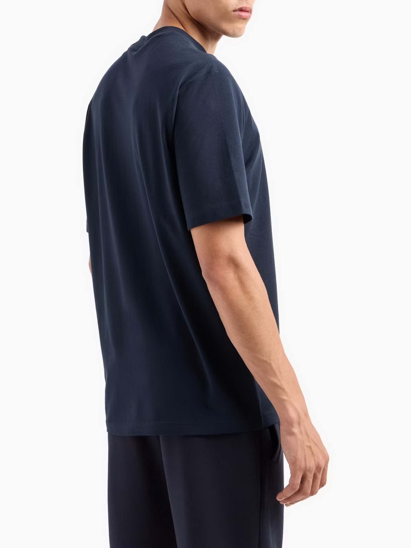 Футболка Armani Exchange A Line модель 6DZMJC-ZJXHZ-1510 Футболка Armani Exchange A Line модель 6DZMJC-ZJXHZ-1510 Фото