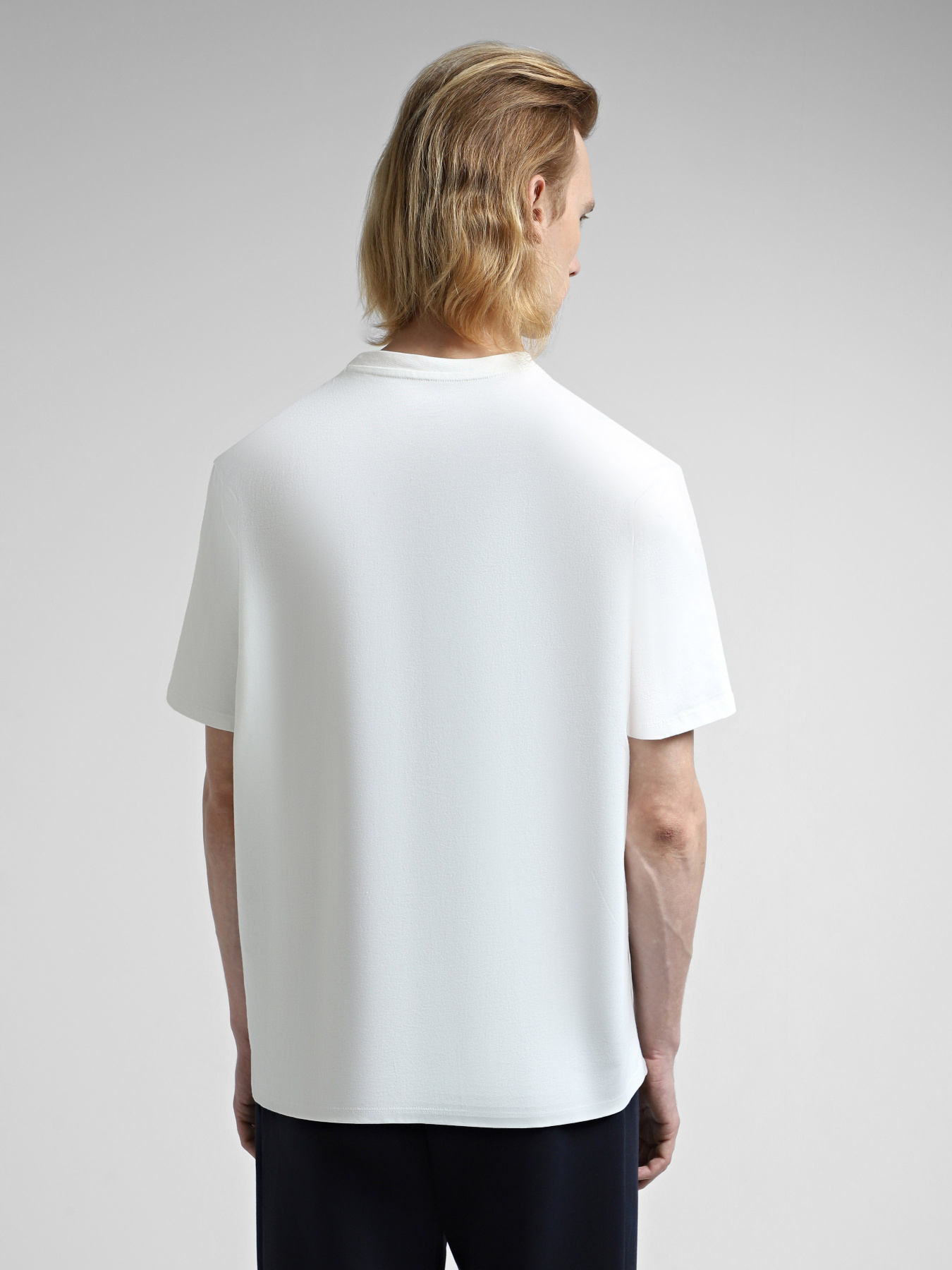 Футболка Armani Exchange модель 6DZTAC-ZJASZ-1116 Фото