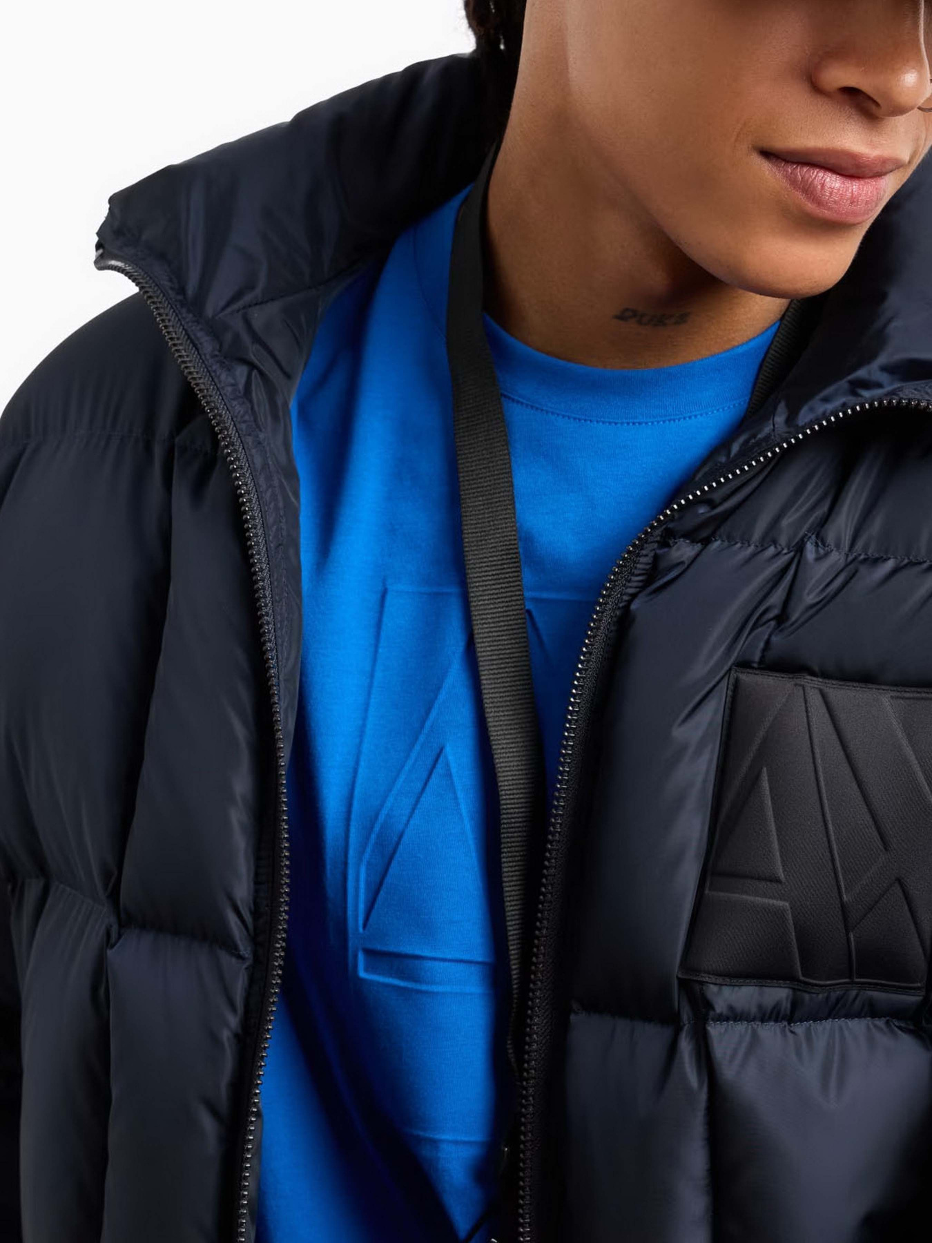 Футболка Armani Exchange модель 6DZTJH-ZJ8EZ-15DS Фото