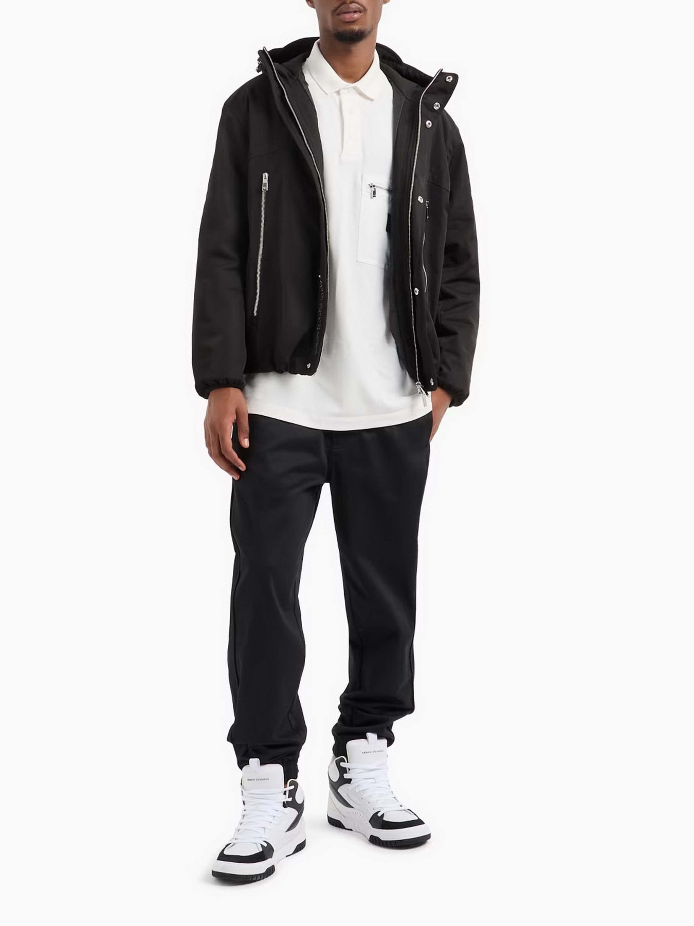 Спортивні штани Armani Exchange Black Edition модель XM000039-AF10517-UC001 Спортивні штани Armani Exchange Black Edition модель XM000039-AF10517-UC001 Фото