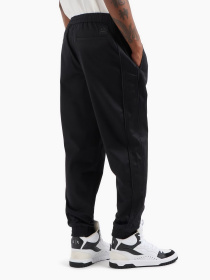 Спортивні штани Armani Exchange Black Edition модель XM000039-AF10517-UC001 Спортивні штани Armani Exchange Black Edition модель XM000039-AF10517-UC001 Фото