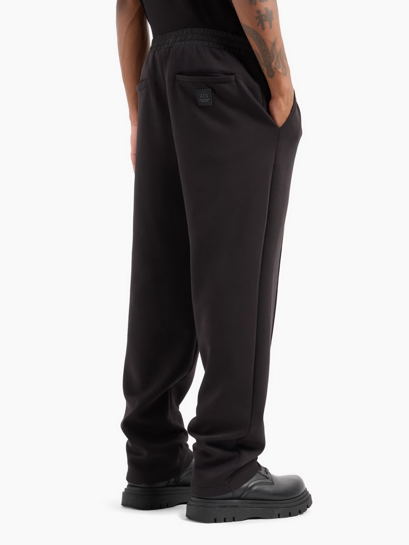 Классические штаны Armani Exchange Black Edition модель XM000120-AF10818-UC001 Классические штаны Armani Exchange Black Edition модель XM000120-AF10818-UC001 Фото