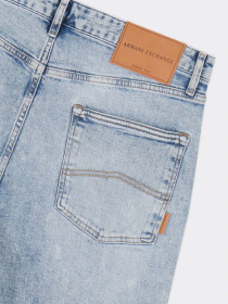 Прямые джинсы Armani Exchange модель XM000075-AF13094-MB001 Фото