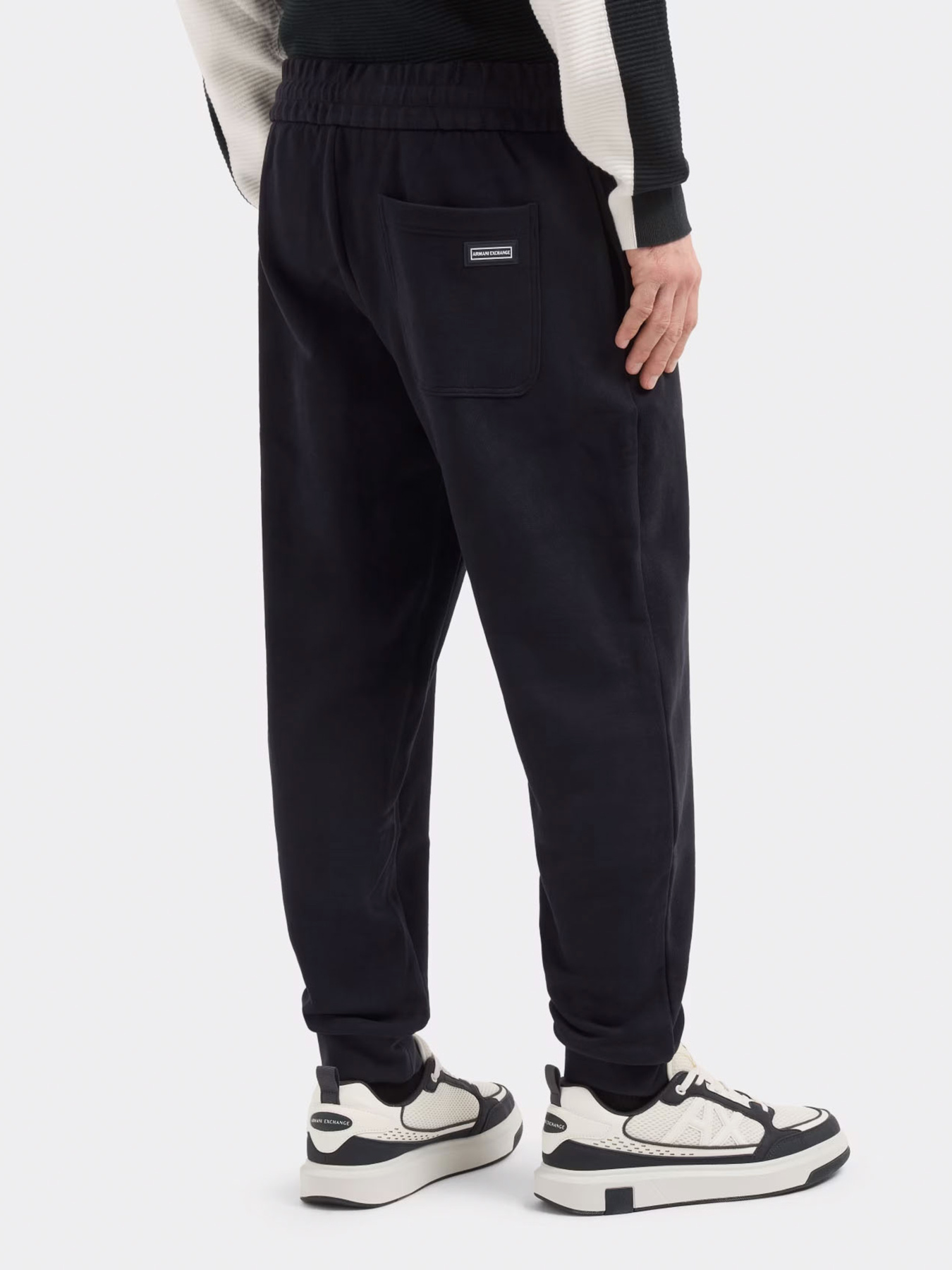 Штаны спортивные Armani Exchange модель XM000292-AF12656-UB101 Фото