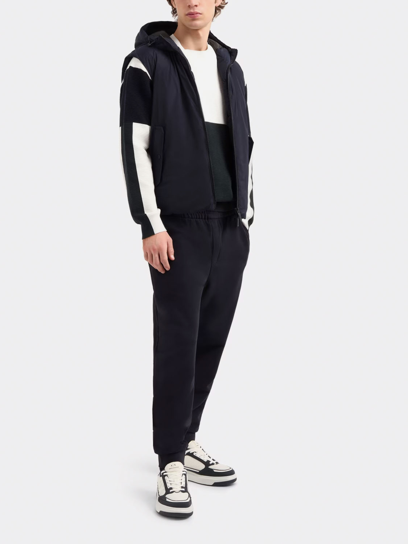 Спортивні штани Armani Exchange модель XM000292-AF12656-UB101 Фото