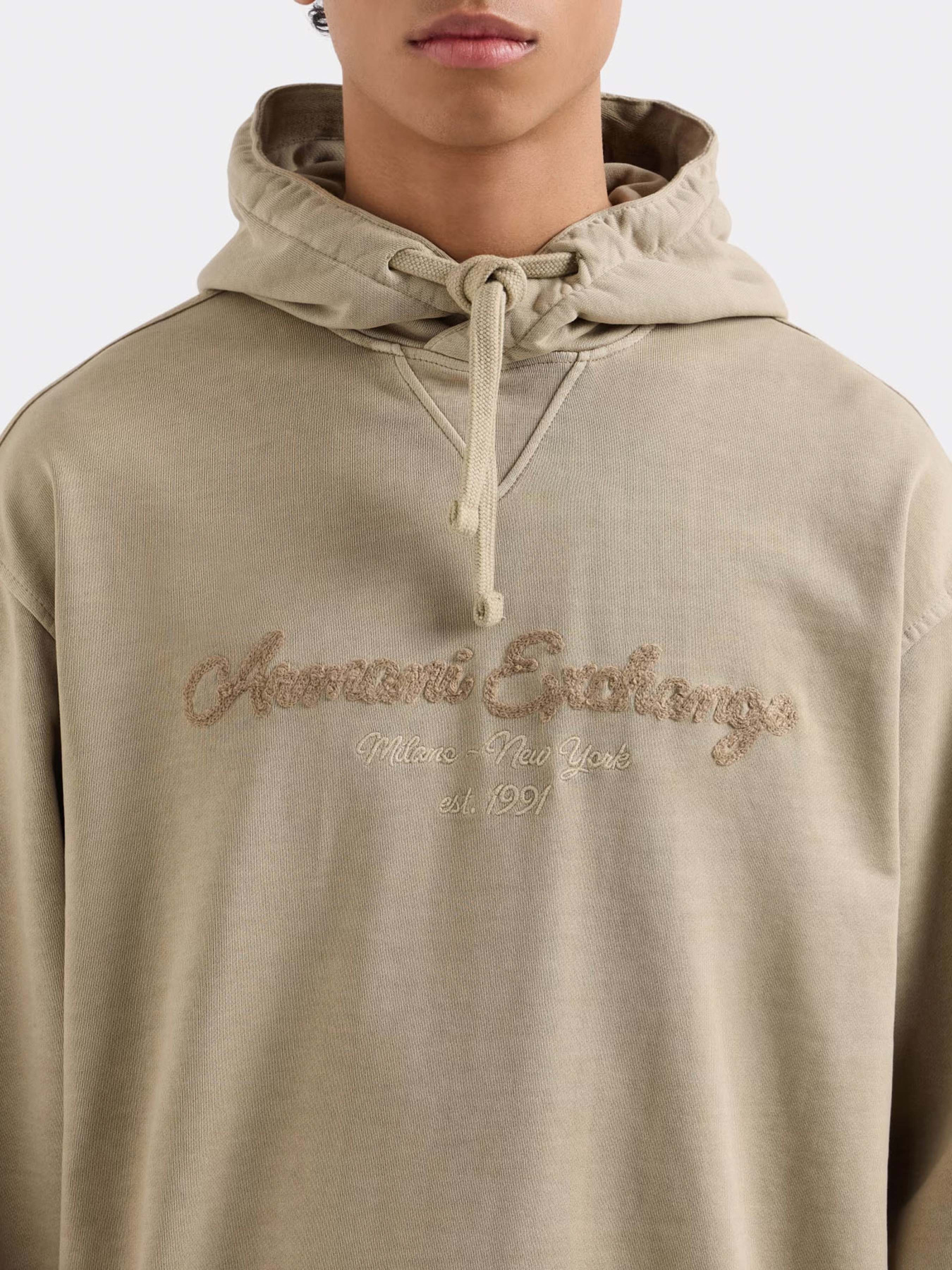 Худі Armani Exchange модель XM000507-AF13050-U6167 Худі Armani Exchange модель XM000507-AF13050-U6167 Фото