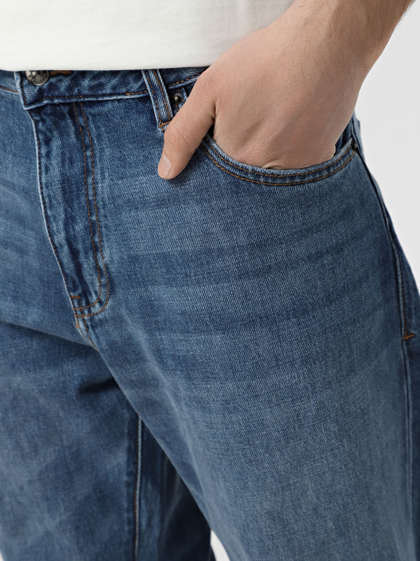 Прямі джинси Armani Exchange модель XM000069-AF13362-MB002 Фото