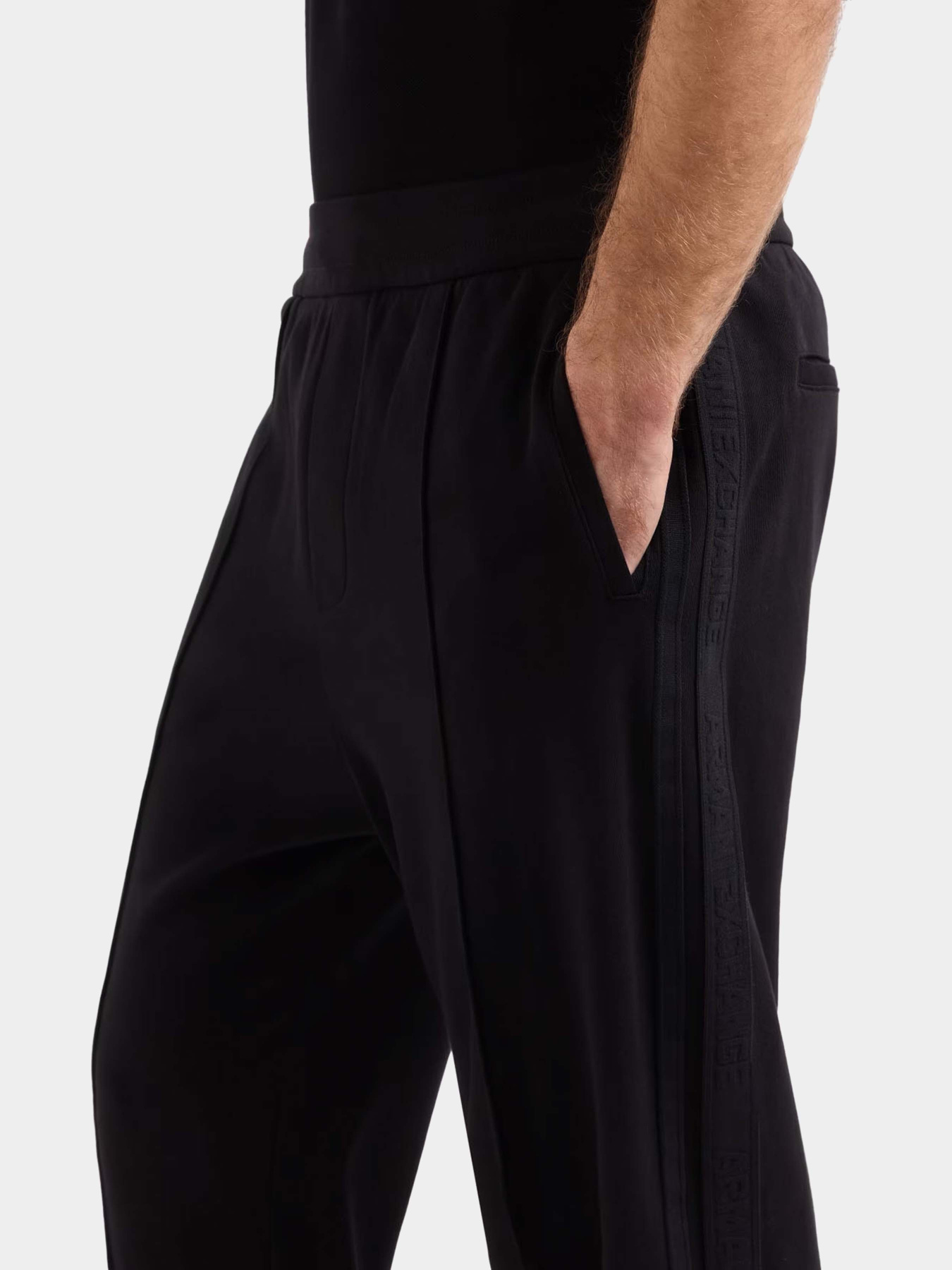 Штаны спортивные Armani Exchange модель XM000308-AF10365-UC001 Фото