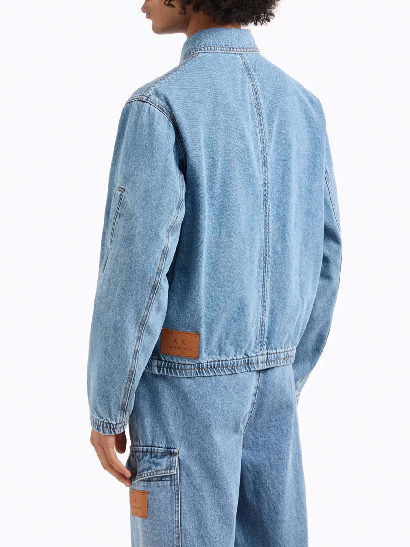 Джинсова куртка Armani Exchange модель XM000383-AF13367-MB003 Джинсова куртка Armani Exchange модель XM000383-AF13367-MB003 Фото